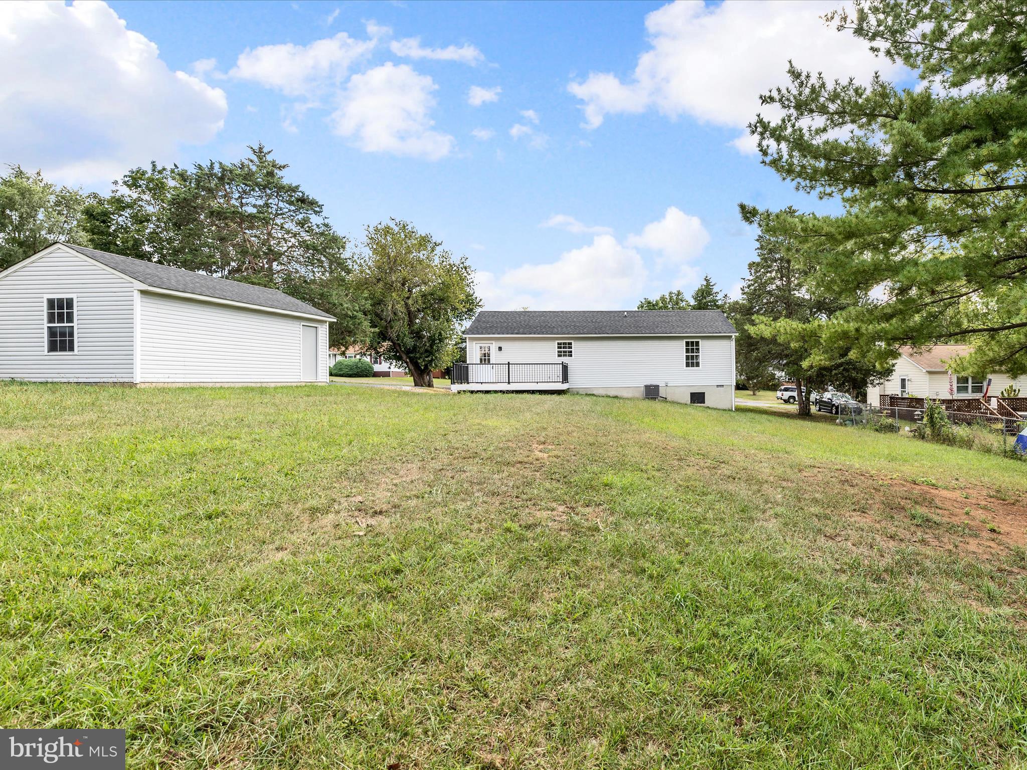 MEADOWBROOK VILLAGE - Residential