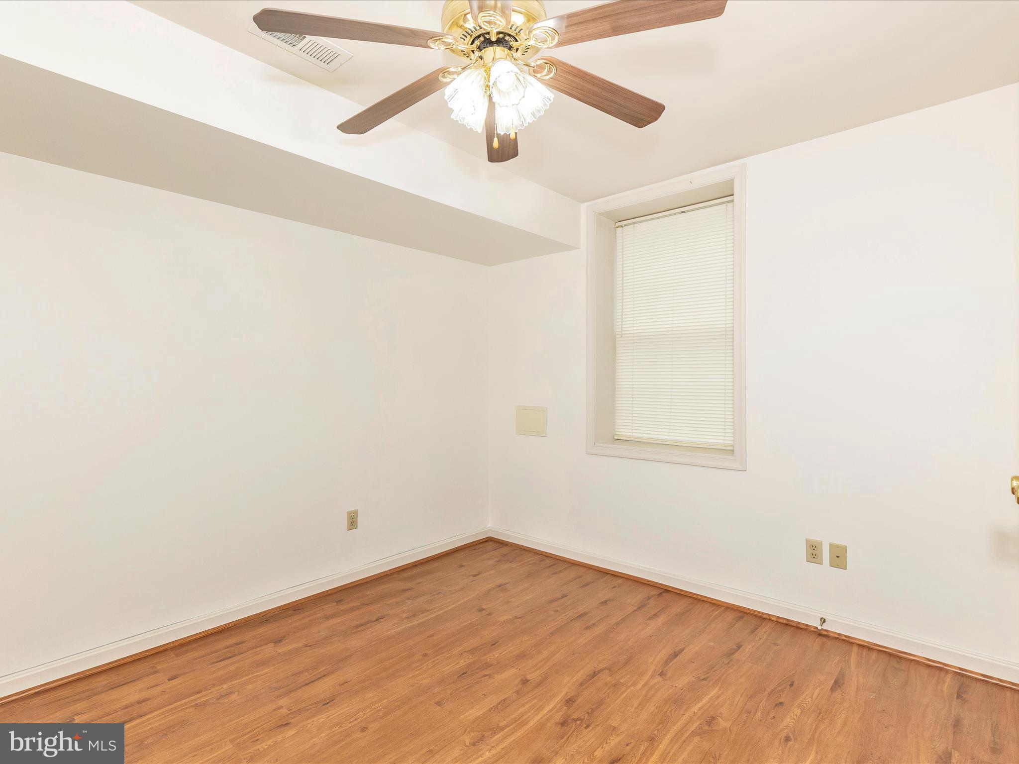 COPPER OAKS - Residential