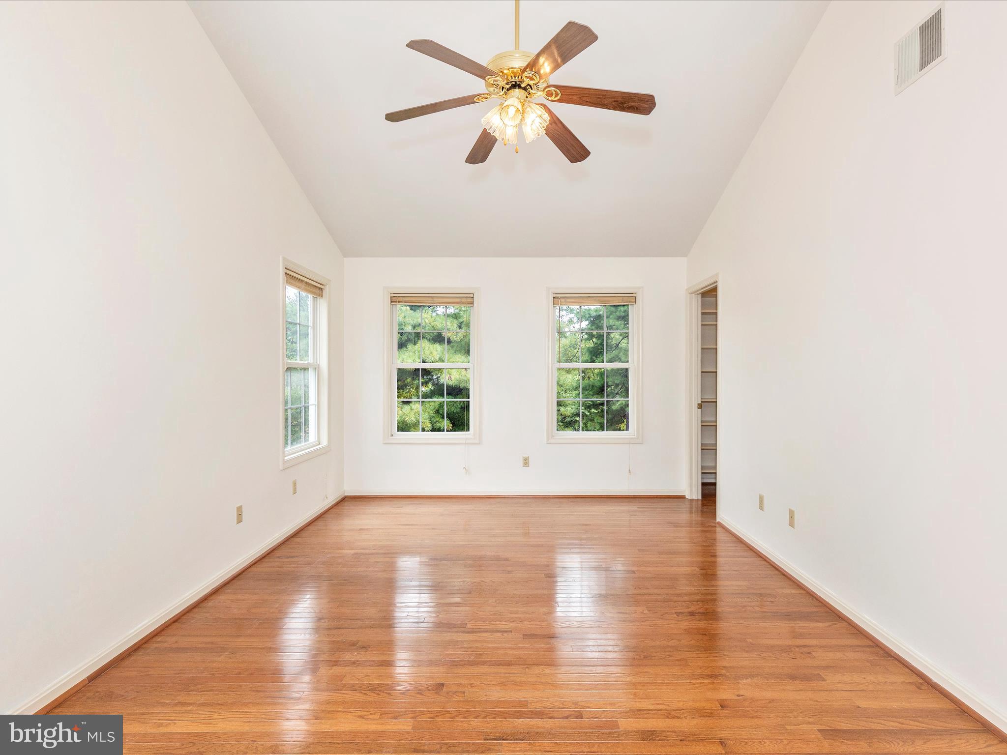 318 COPPER OAKS DRIVE