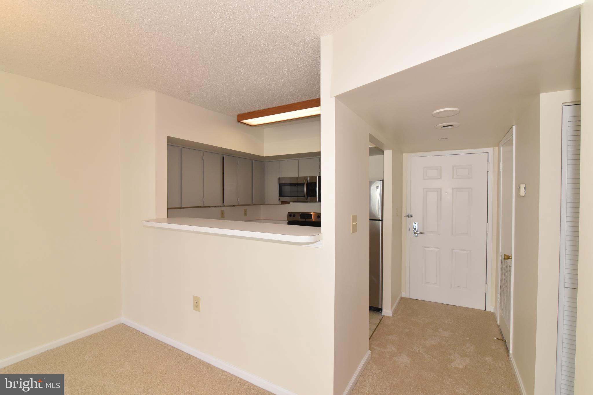 1001 N RANDOLPH STREET 215