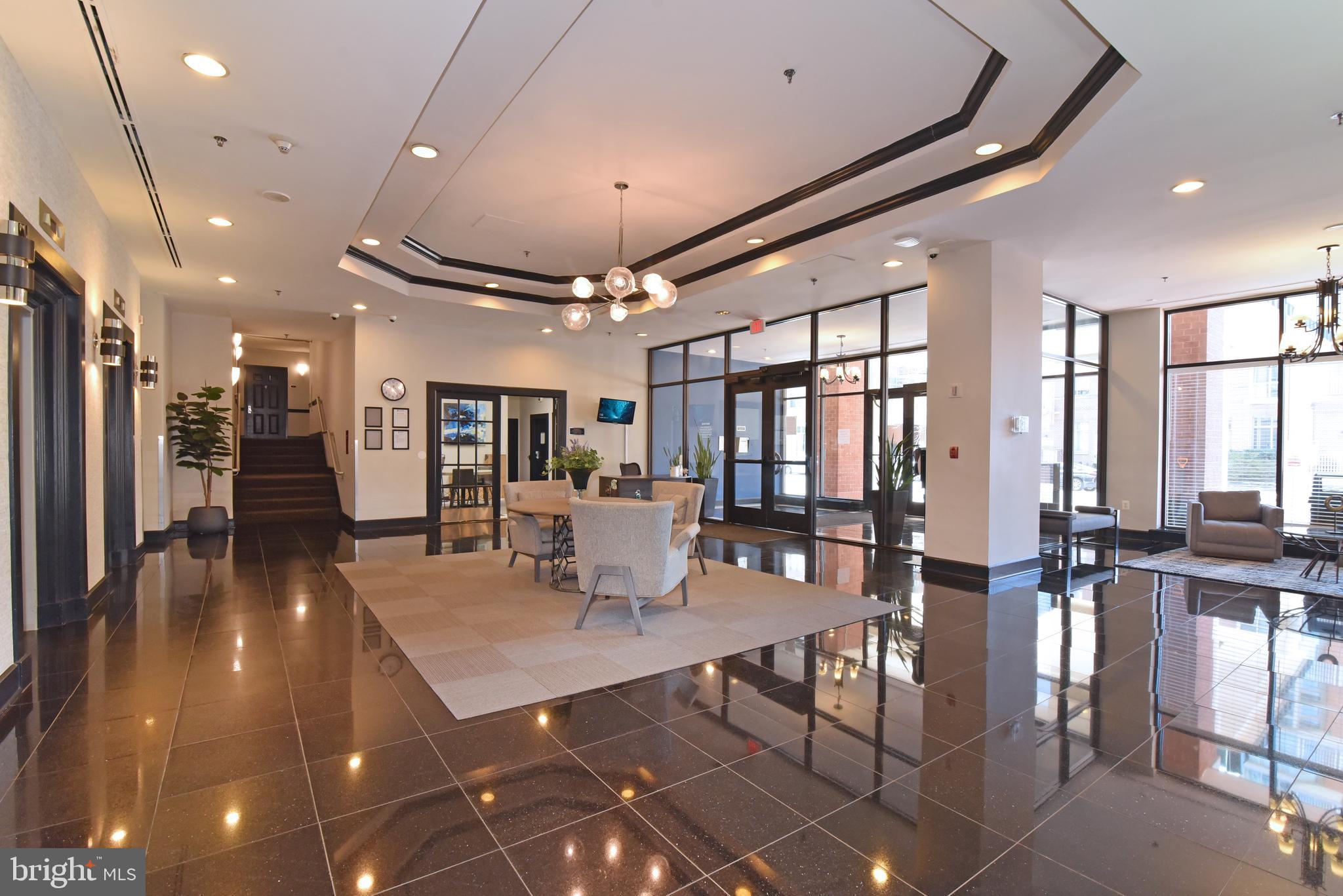 1001 N RANDOLPH STREET 215