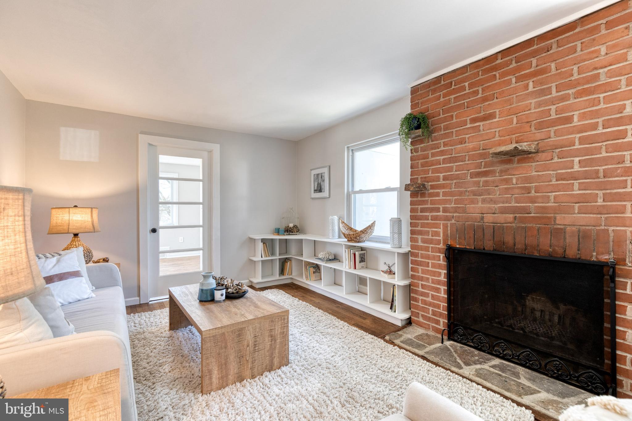 KNOLLWOOD - Residential