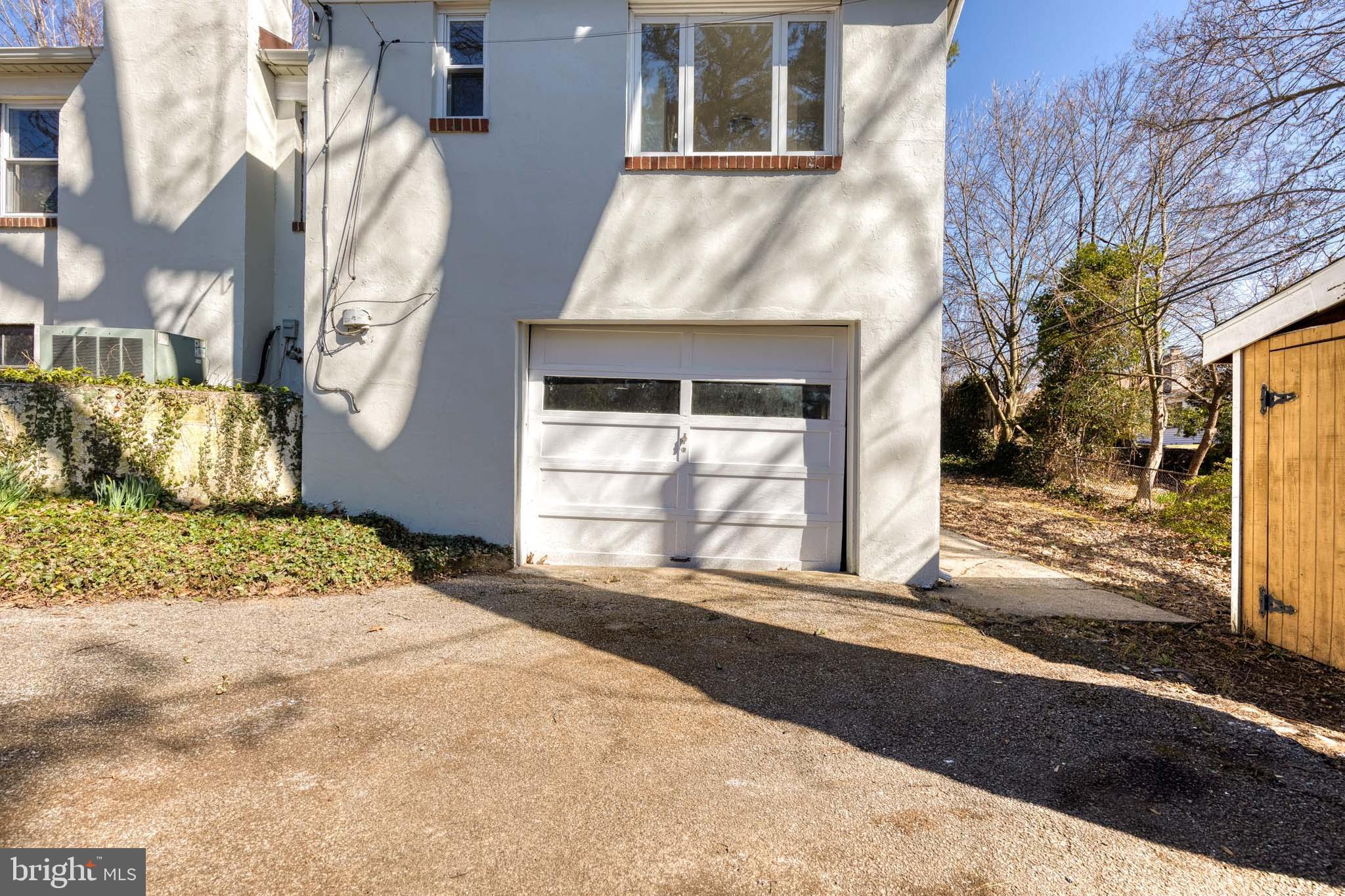 KNOLLWOOD - Residential