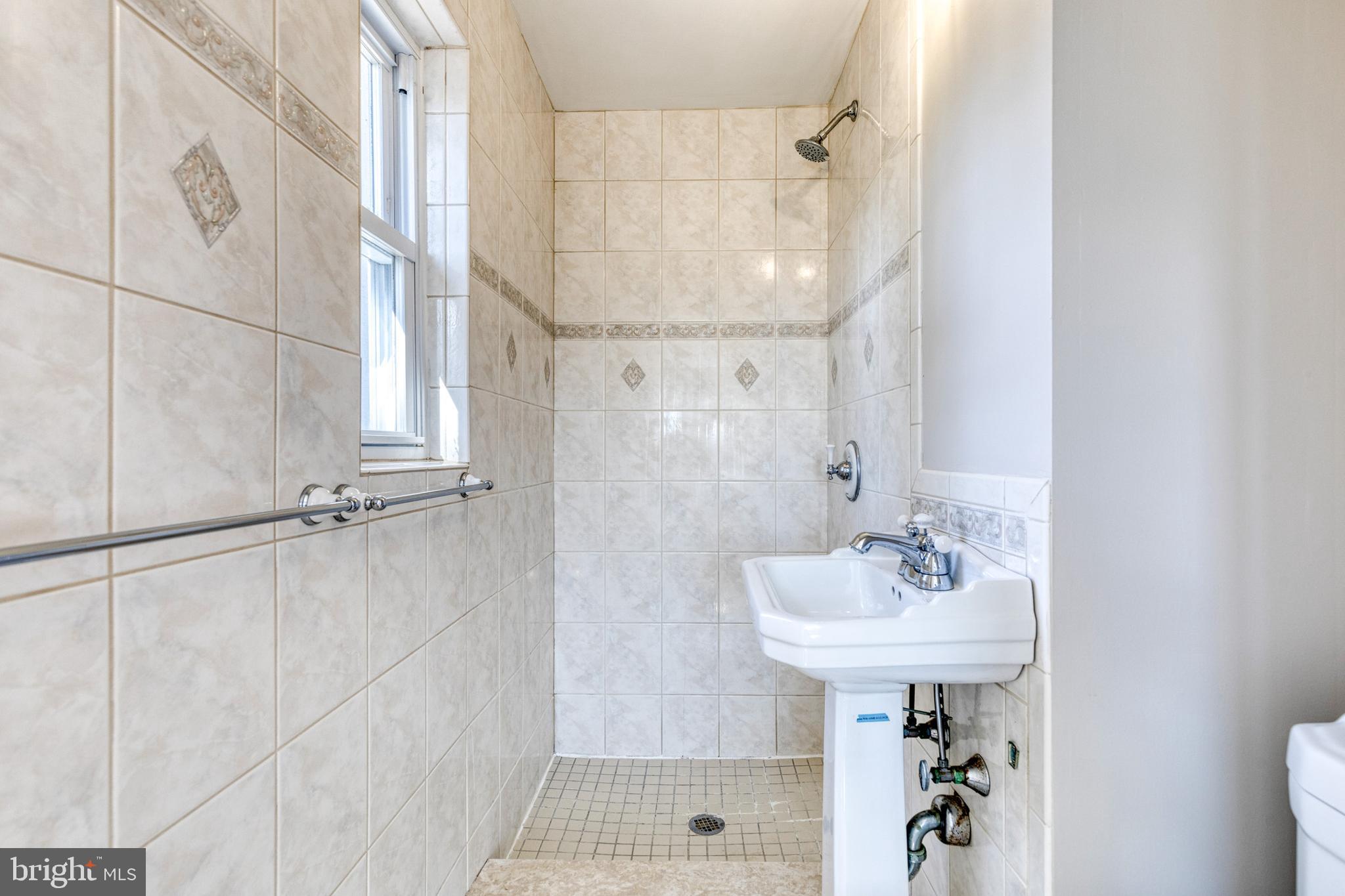 KNOLLWOOD - Residential