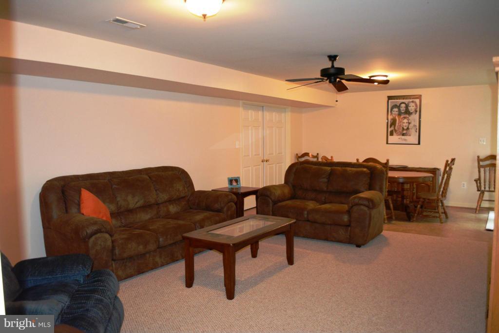 MALLARD'S POND SUB - Residential