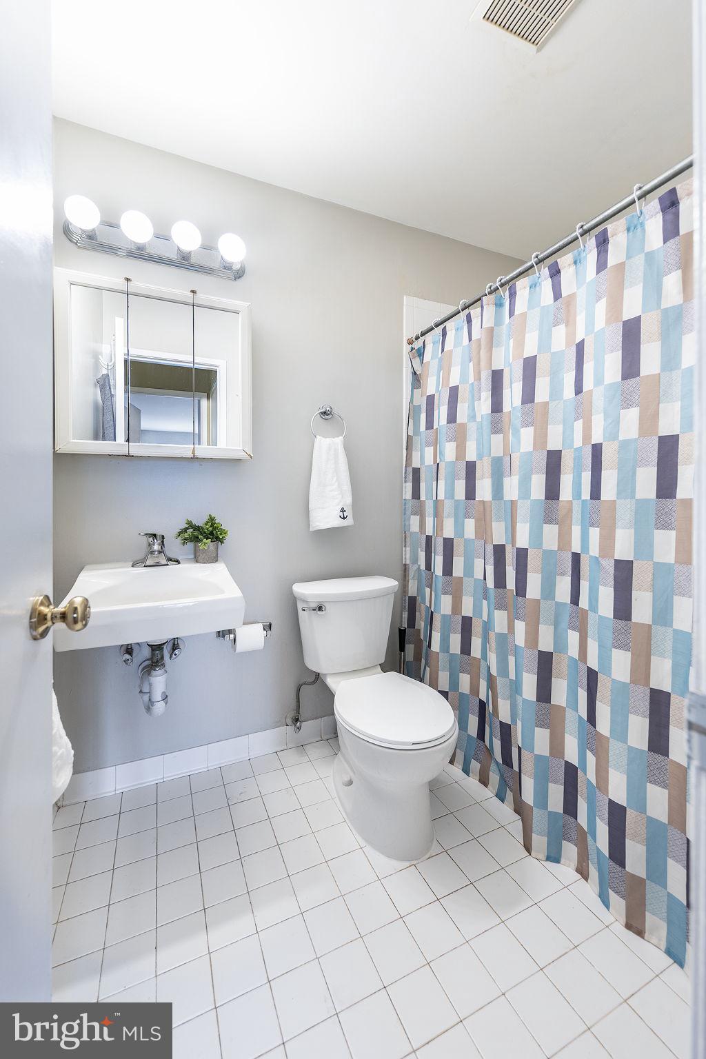 CLUBSIDE - Residential