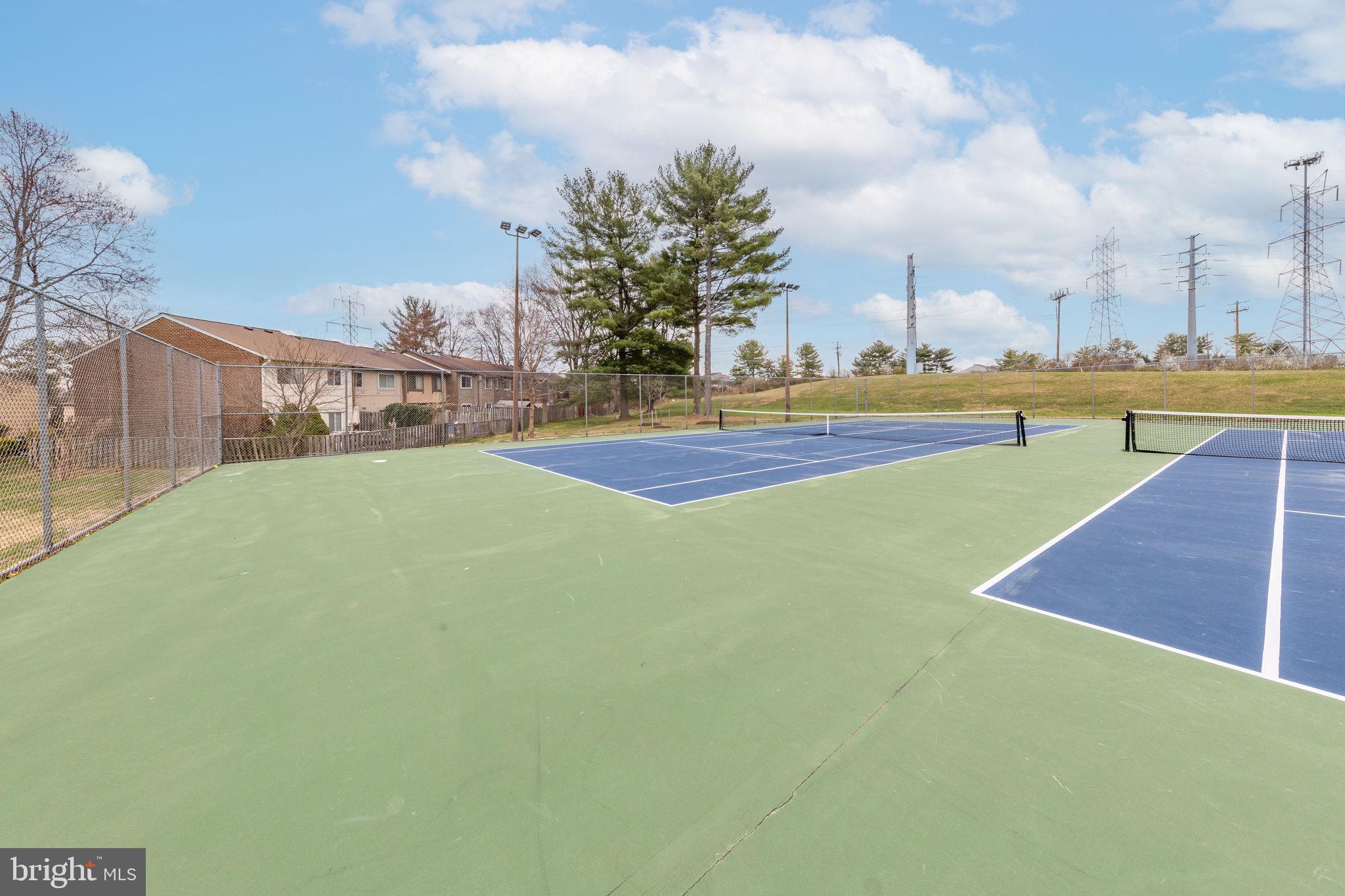 CLUBSIDE - Residential