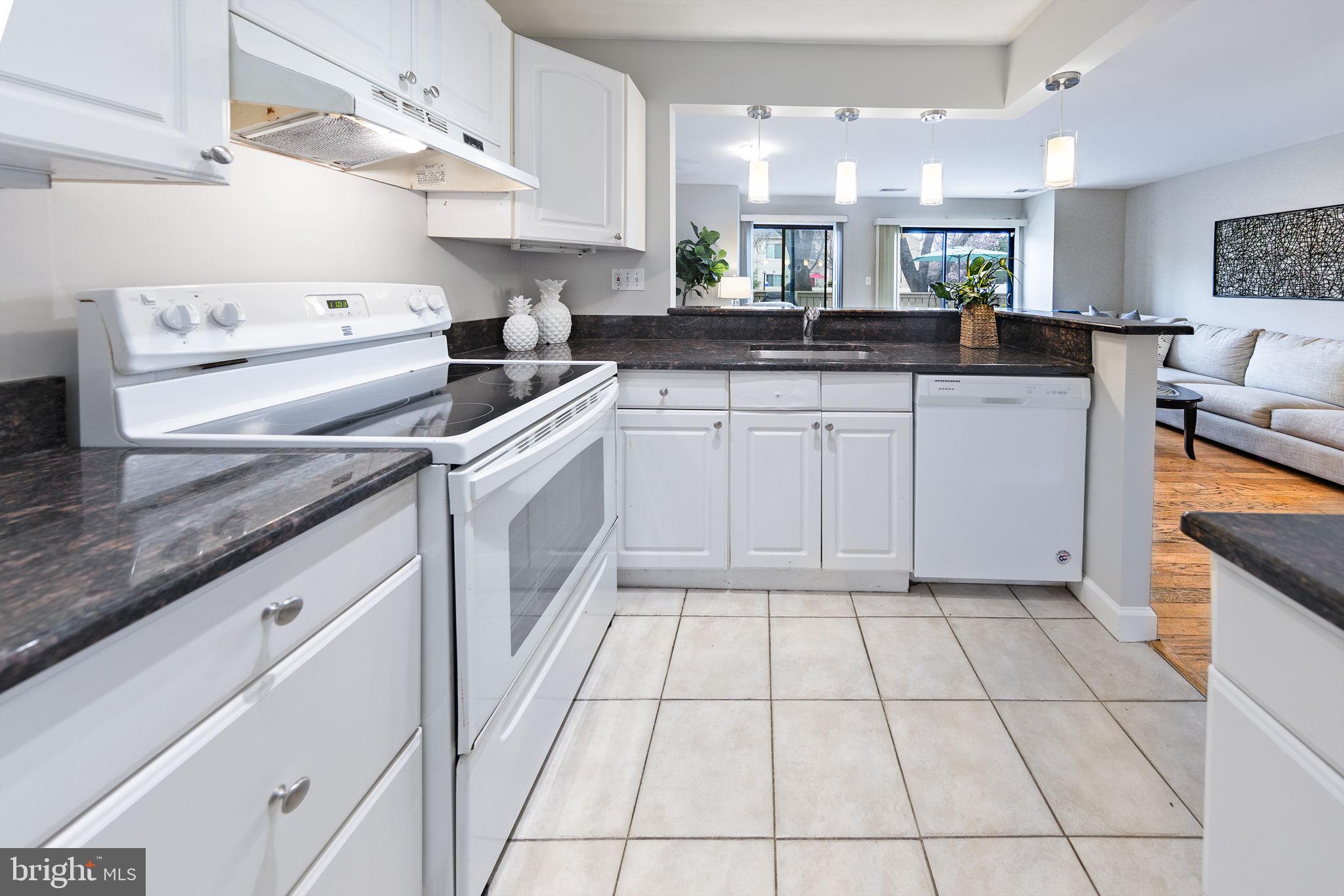 CLUBSIDE - Residential