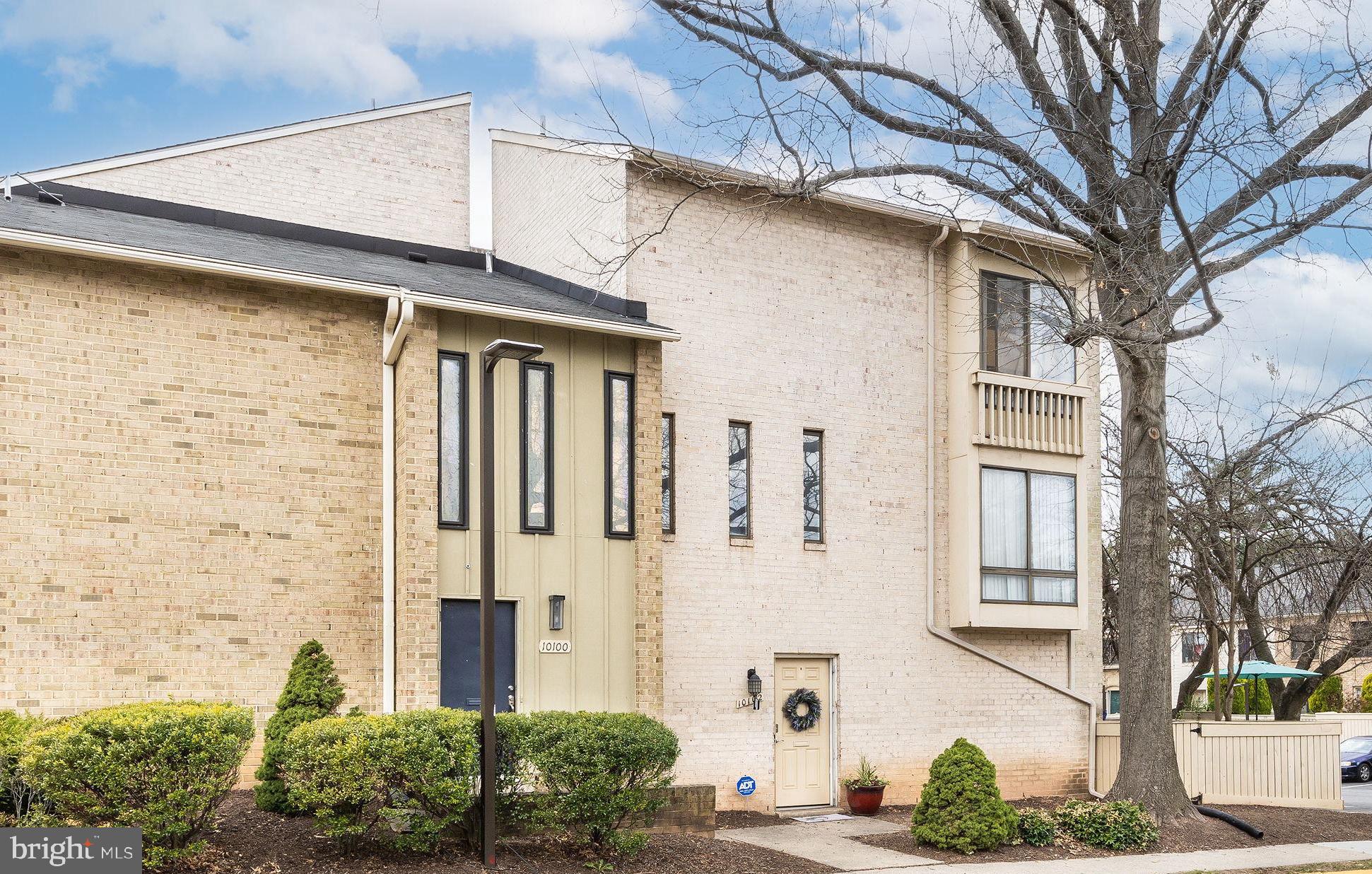 CLUBSIDE - Residential