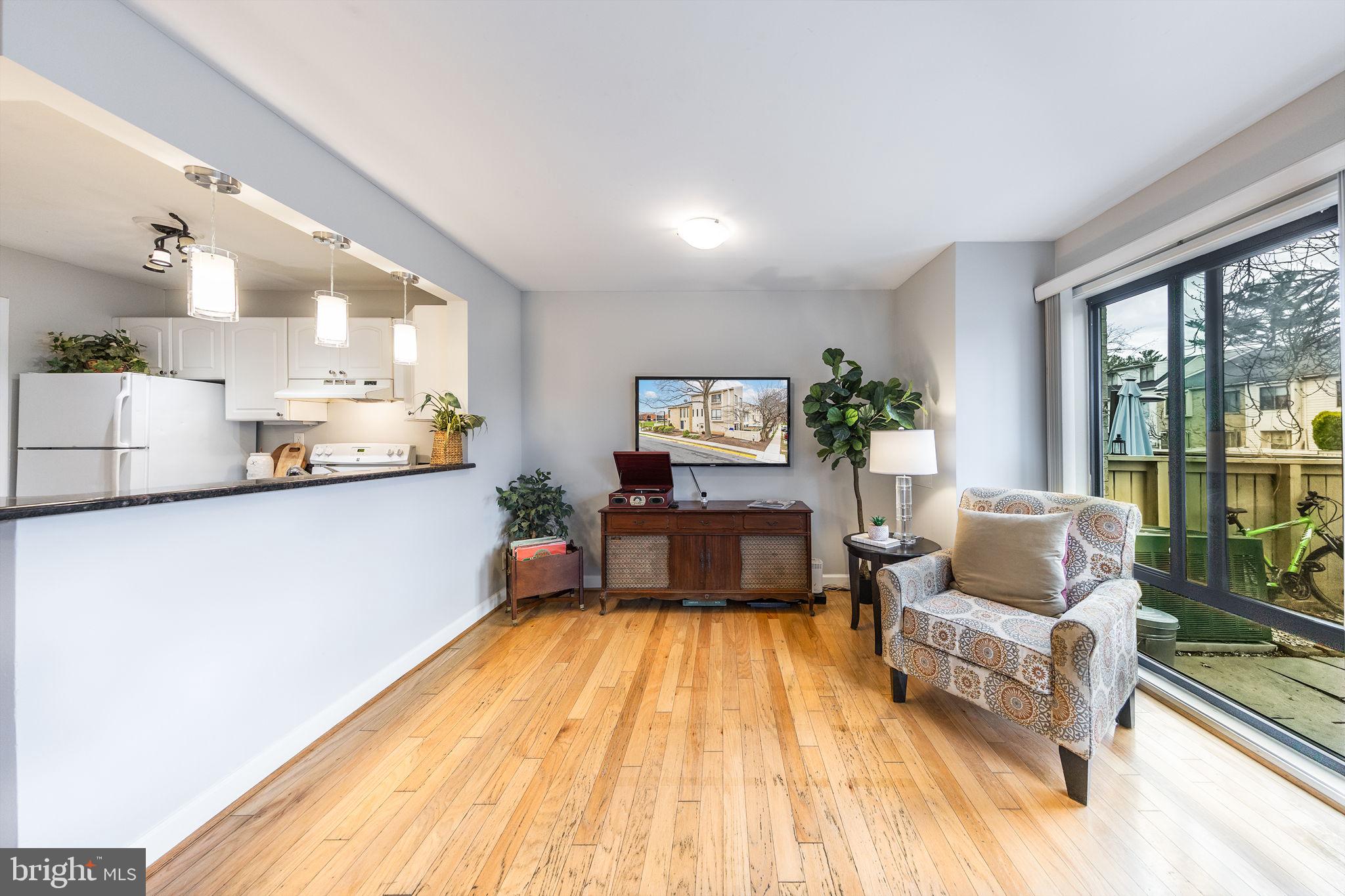 CLUBSIDE - Residential