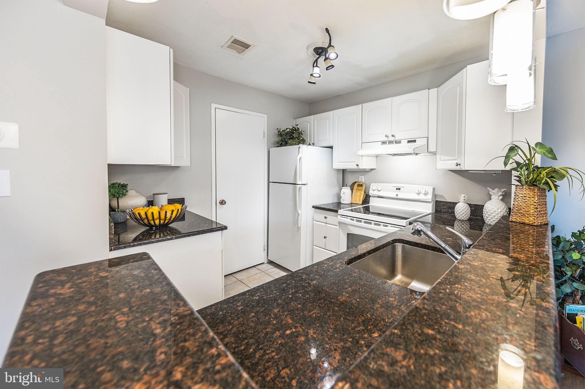 CLUBSIDE - Residential