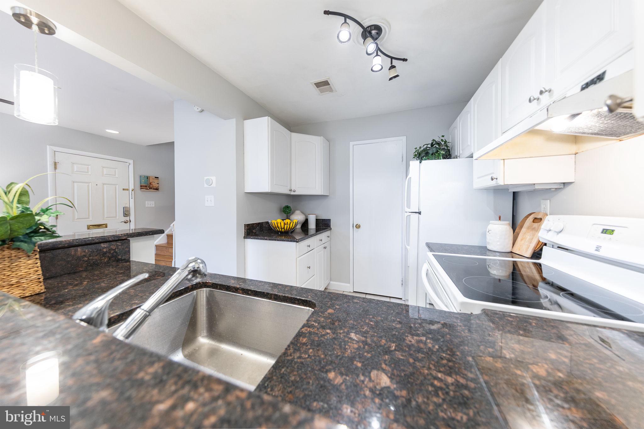 CLUBSIDE - Residential