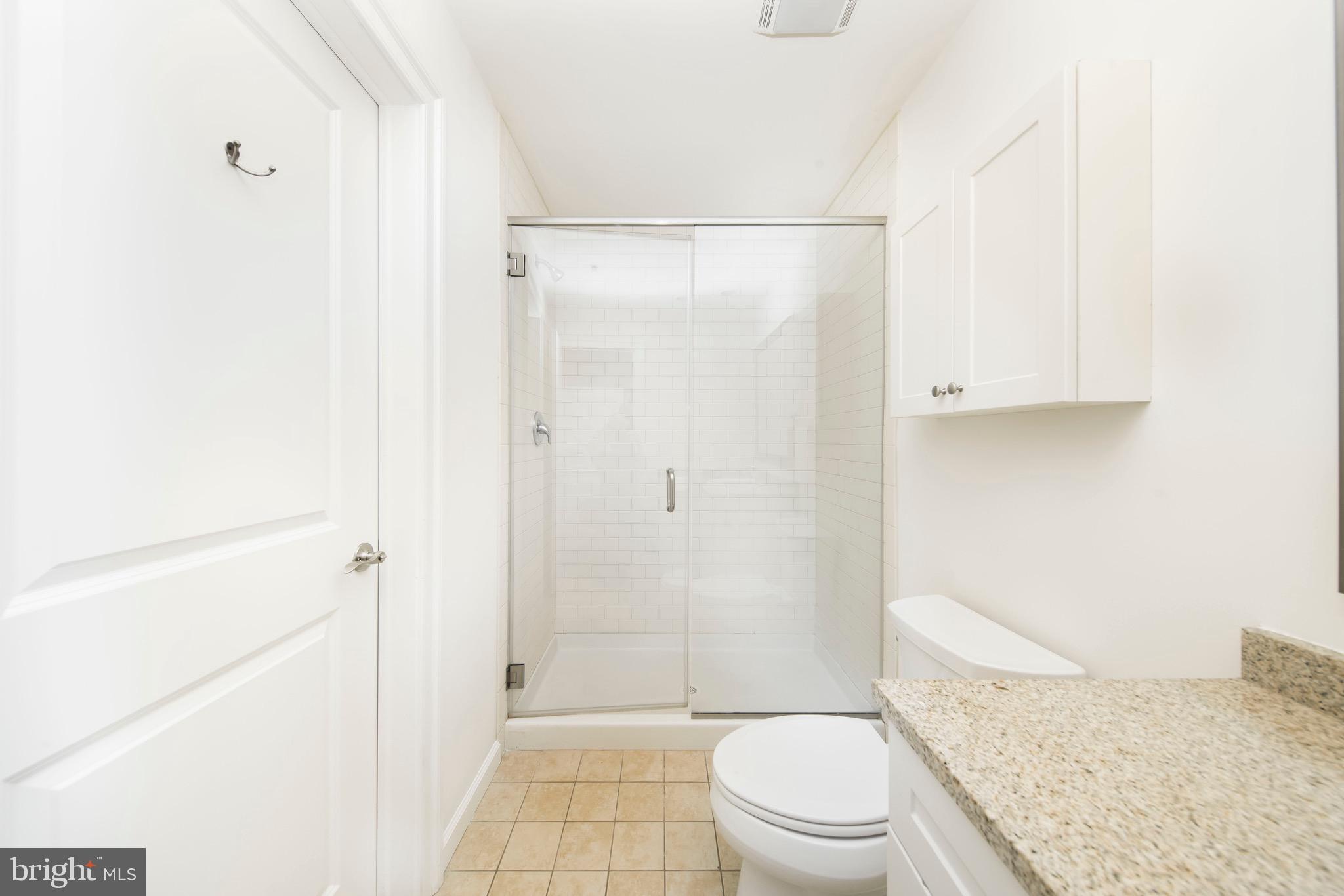 DOWNTOWN - Residential Lease
