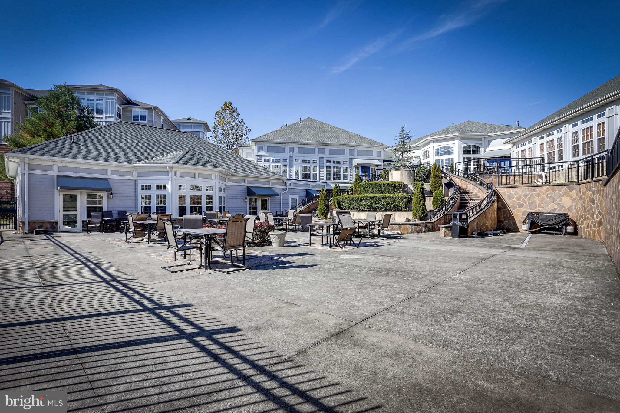 CAMERON GROVE - Residential