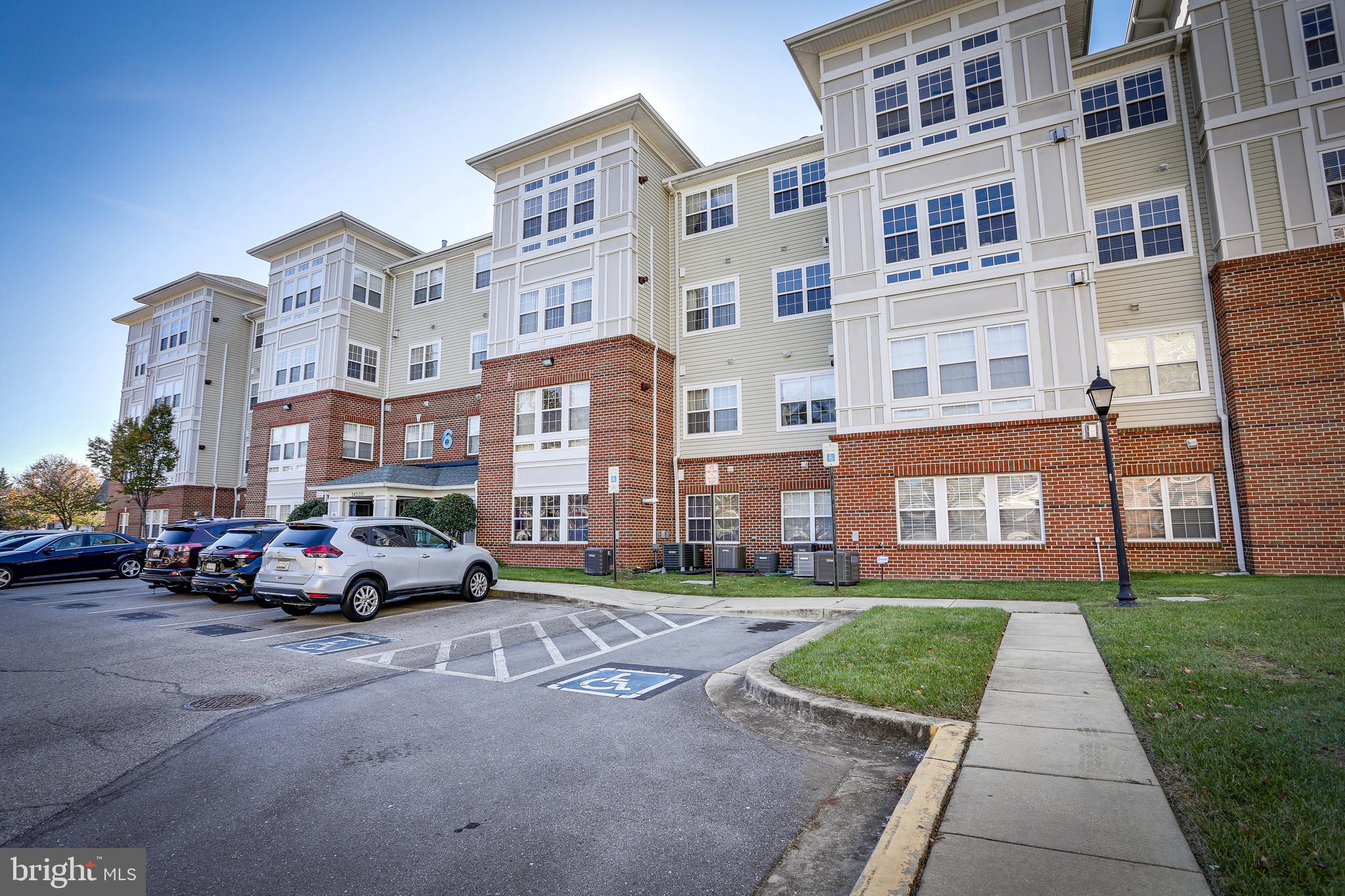 CAMERON GROVE - Residential