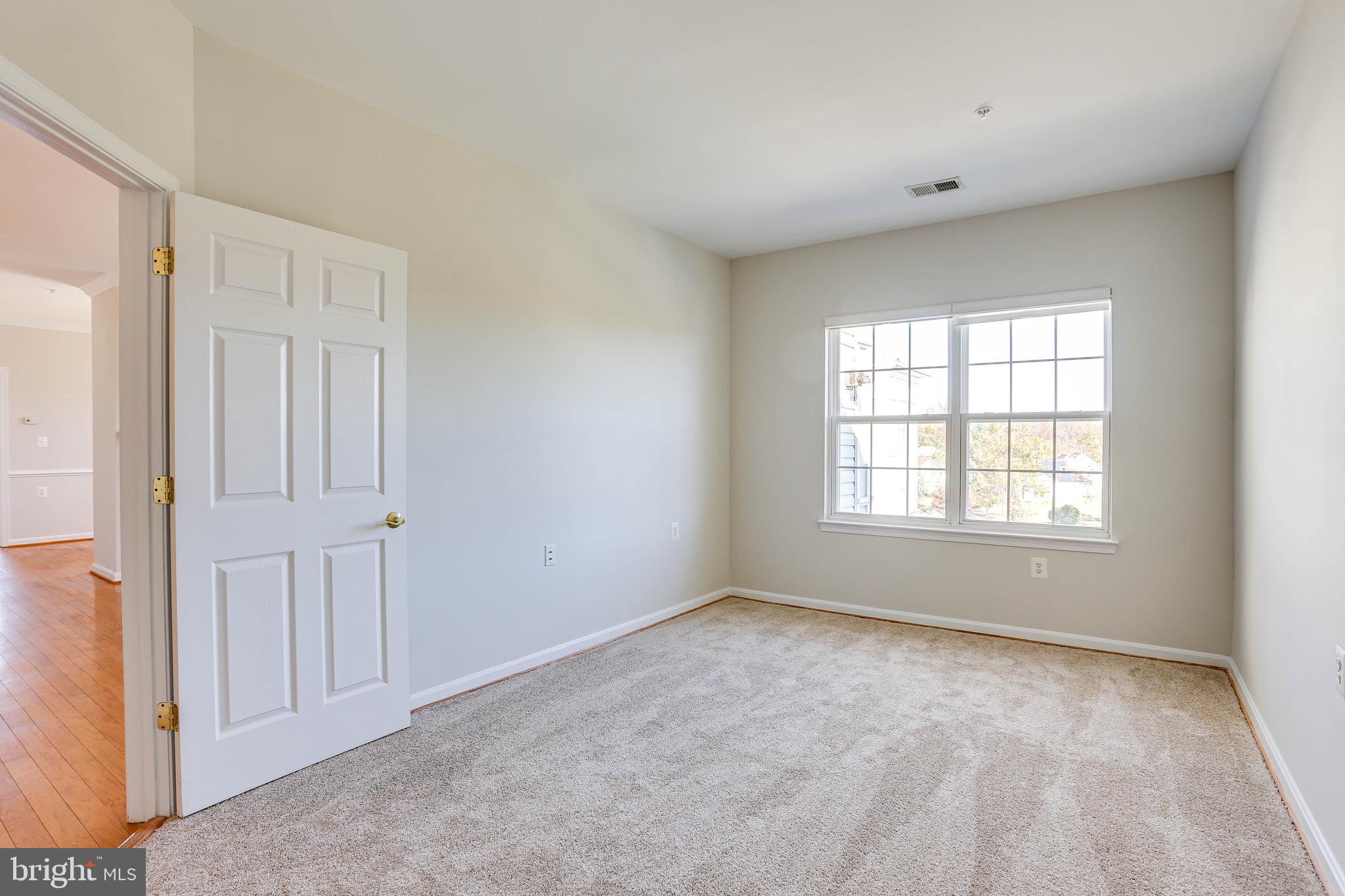 CAMERON GROVE - Residential