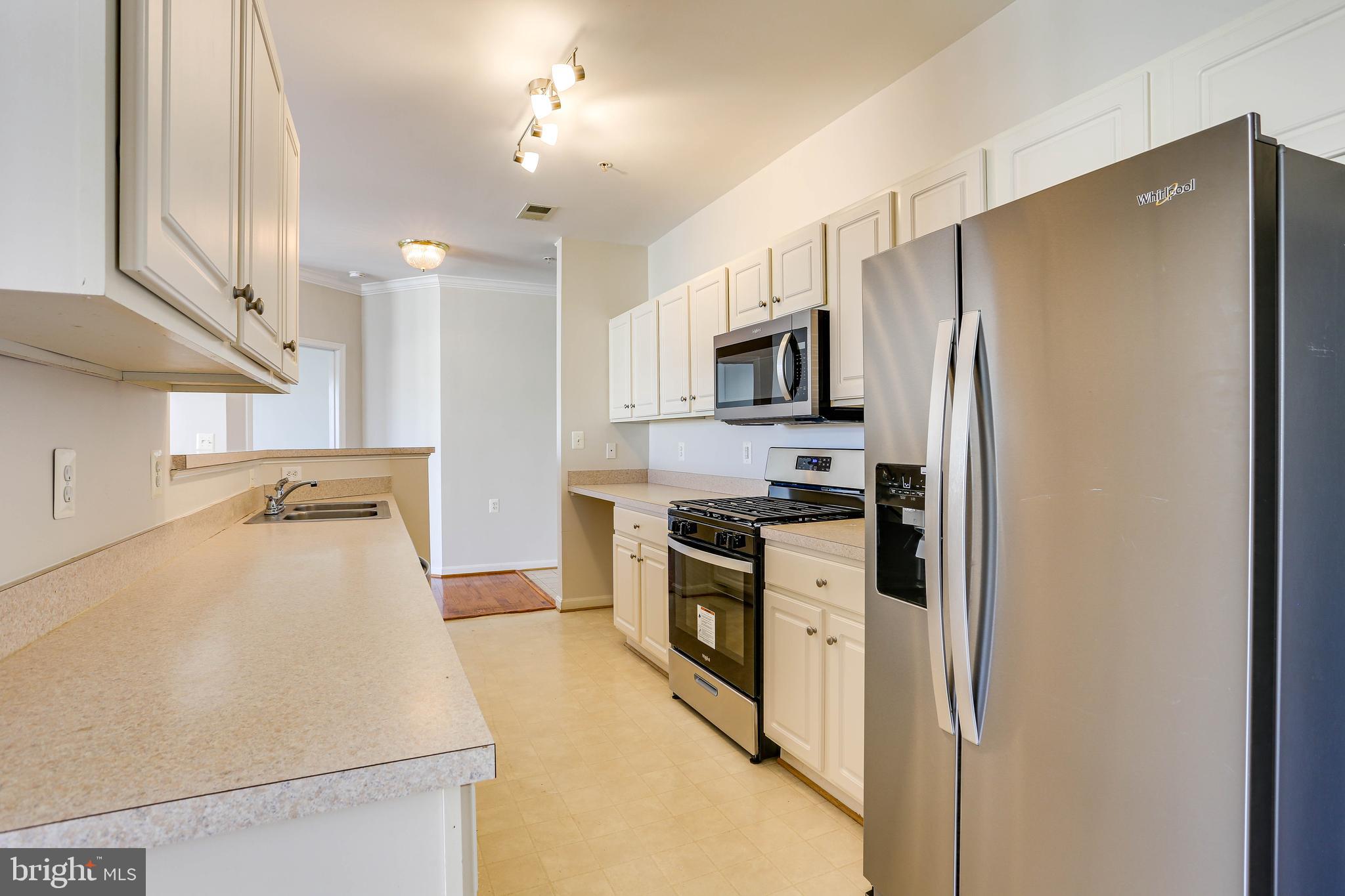 CAMERON GROVE - Residential