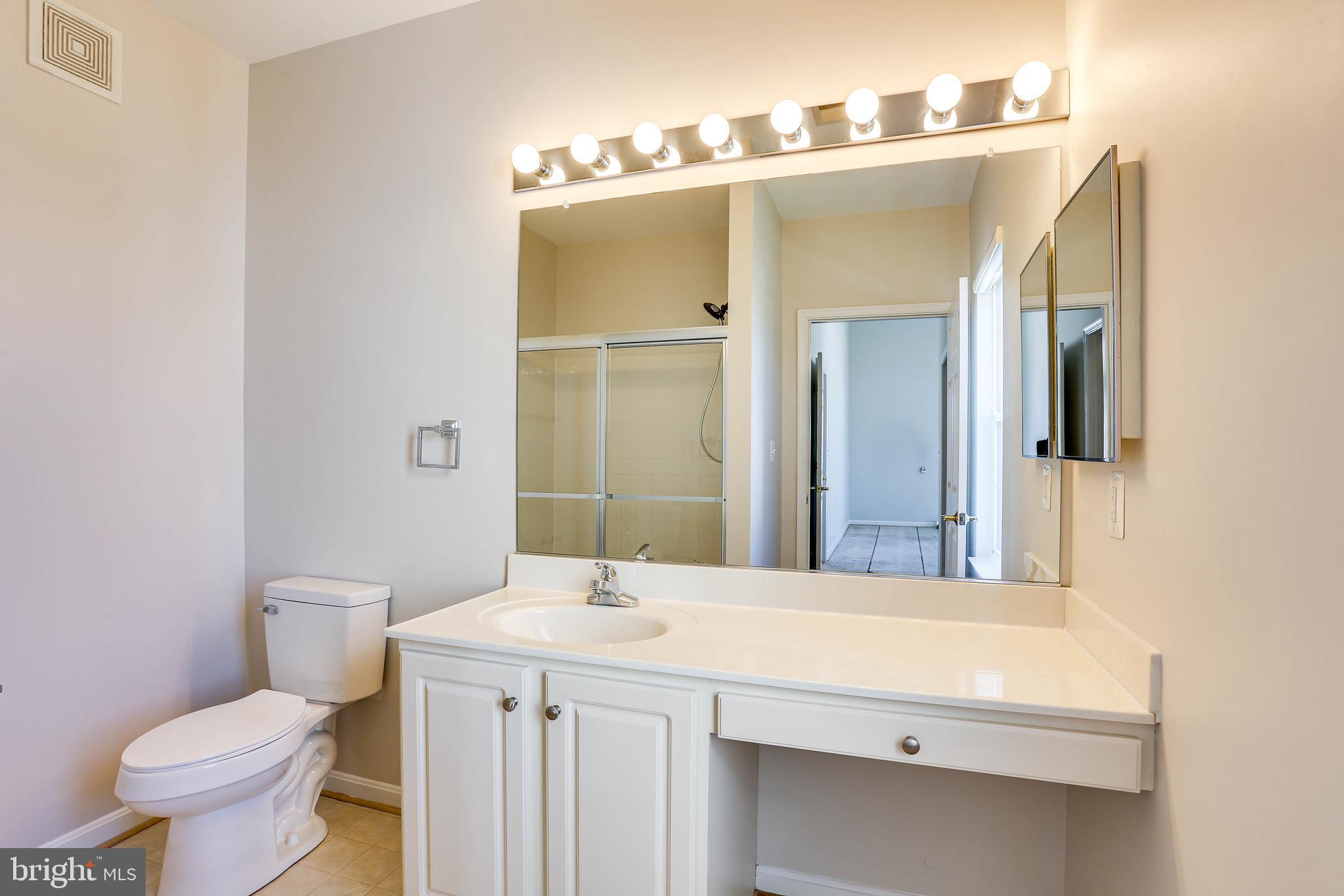 CAMERON GROVE - Residential