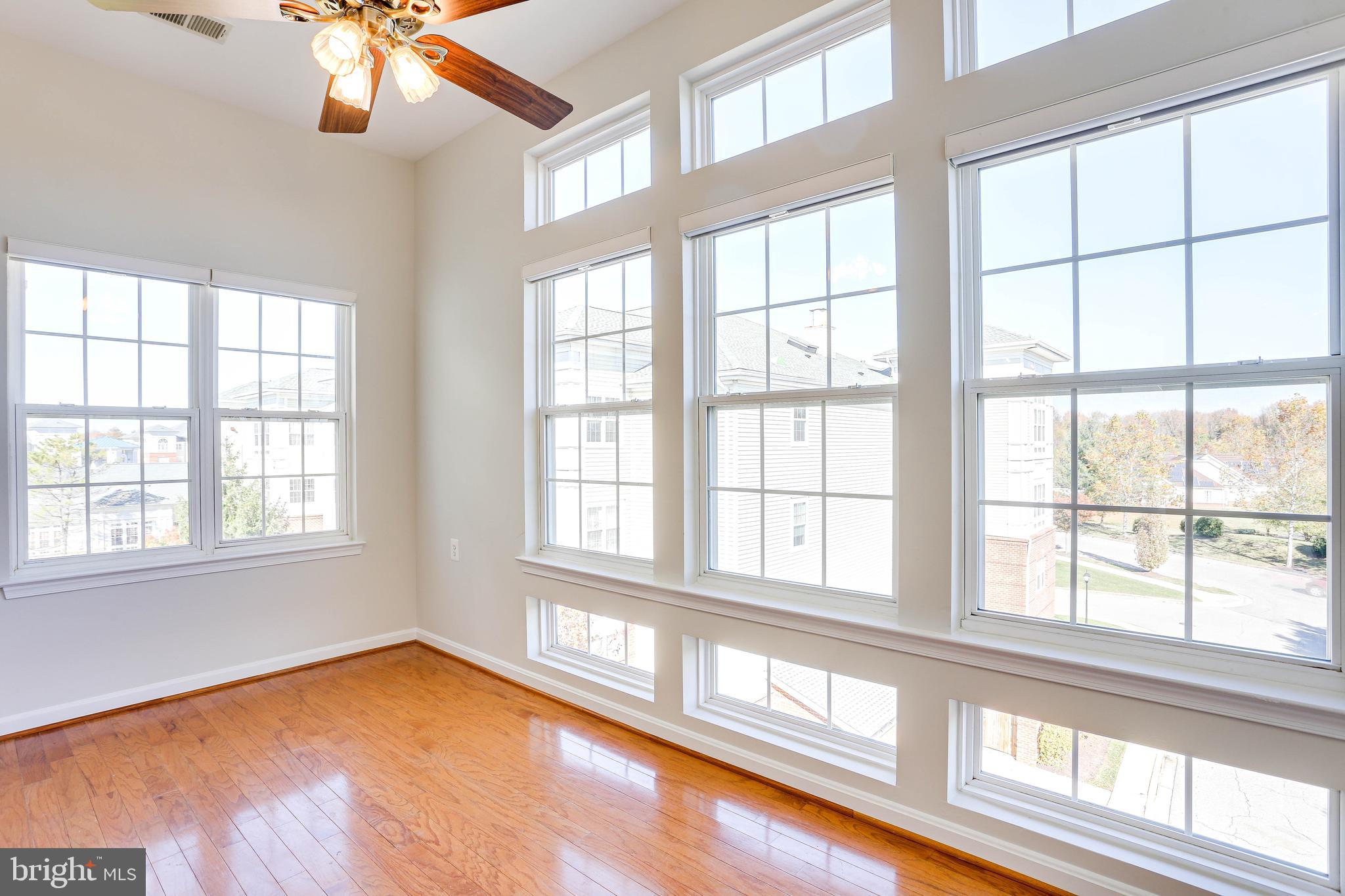 CAMERON GROVE - Residential