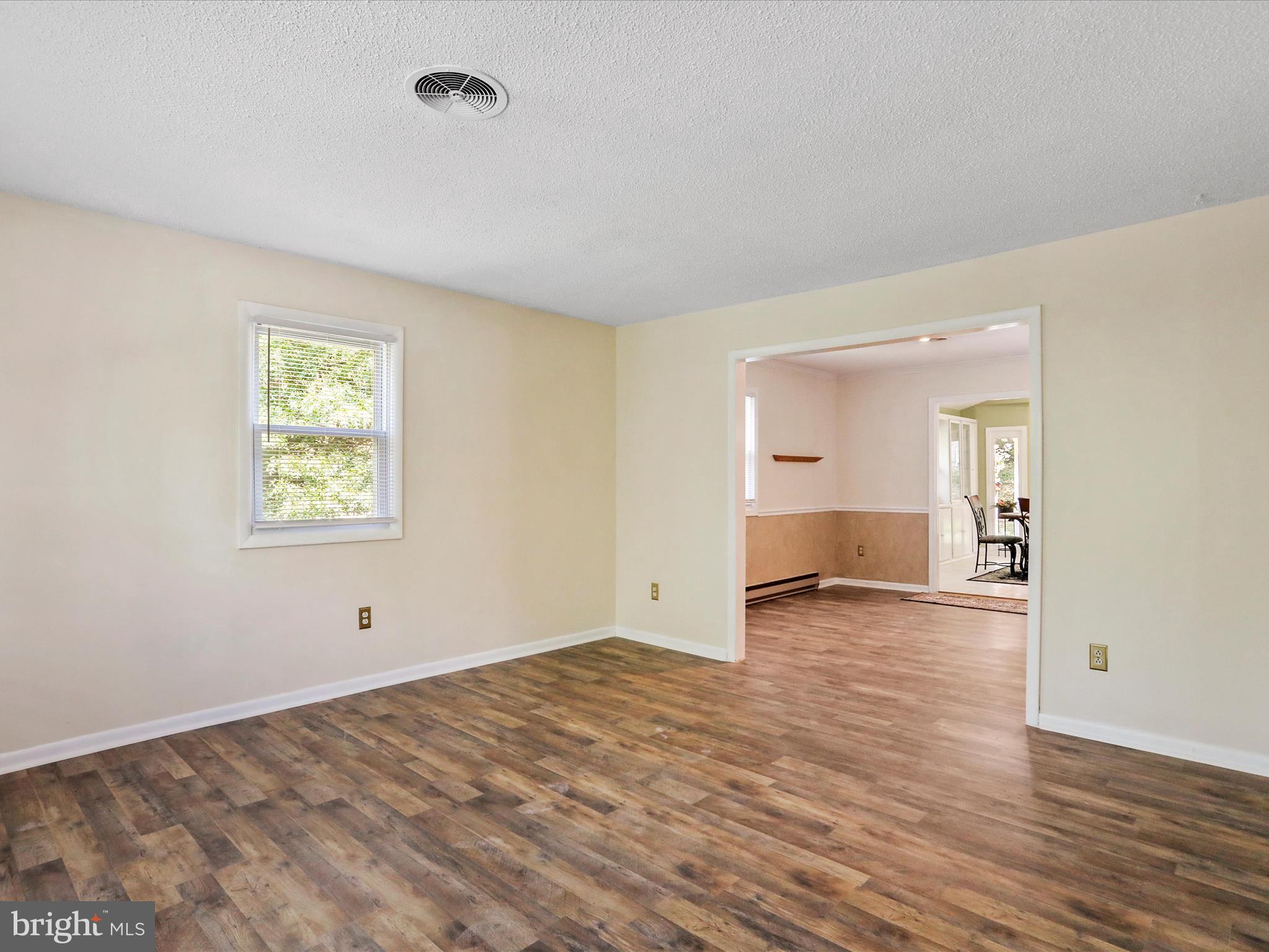 FOREST HILLS - Residential