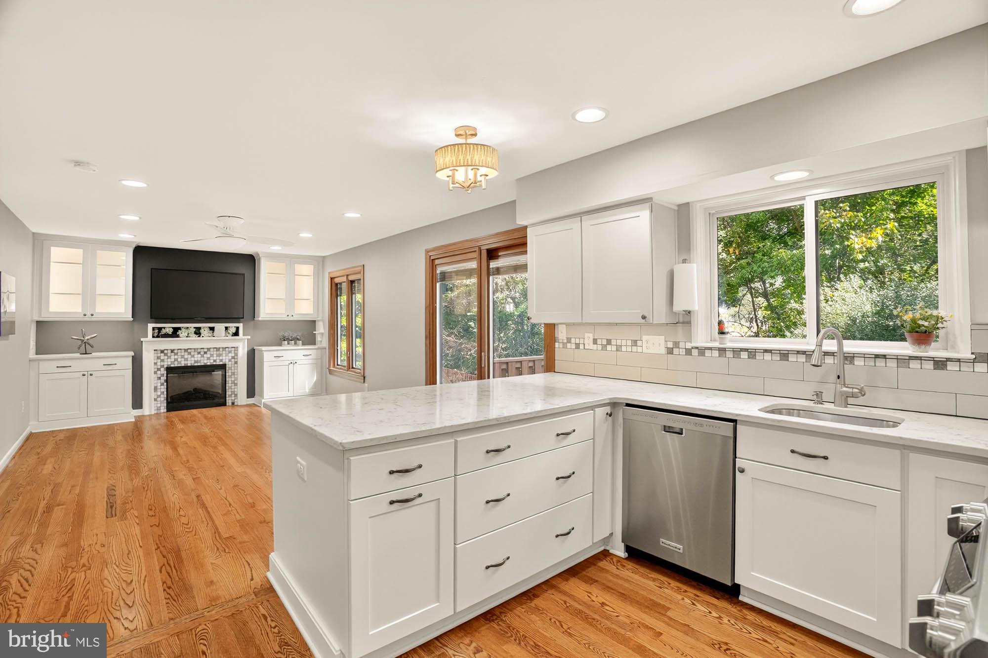 HICKORY RIDGE - Residential