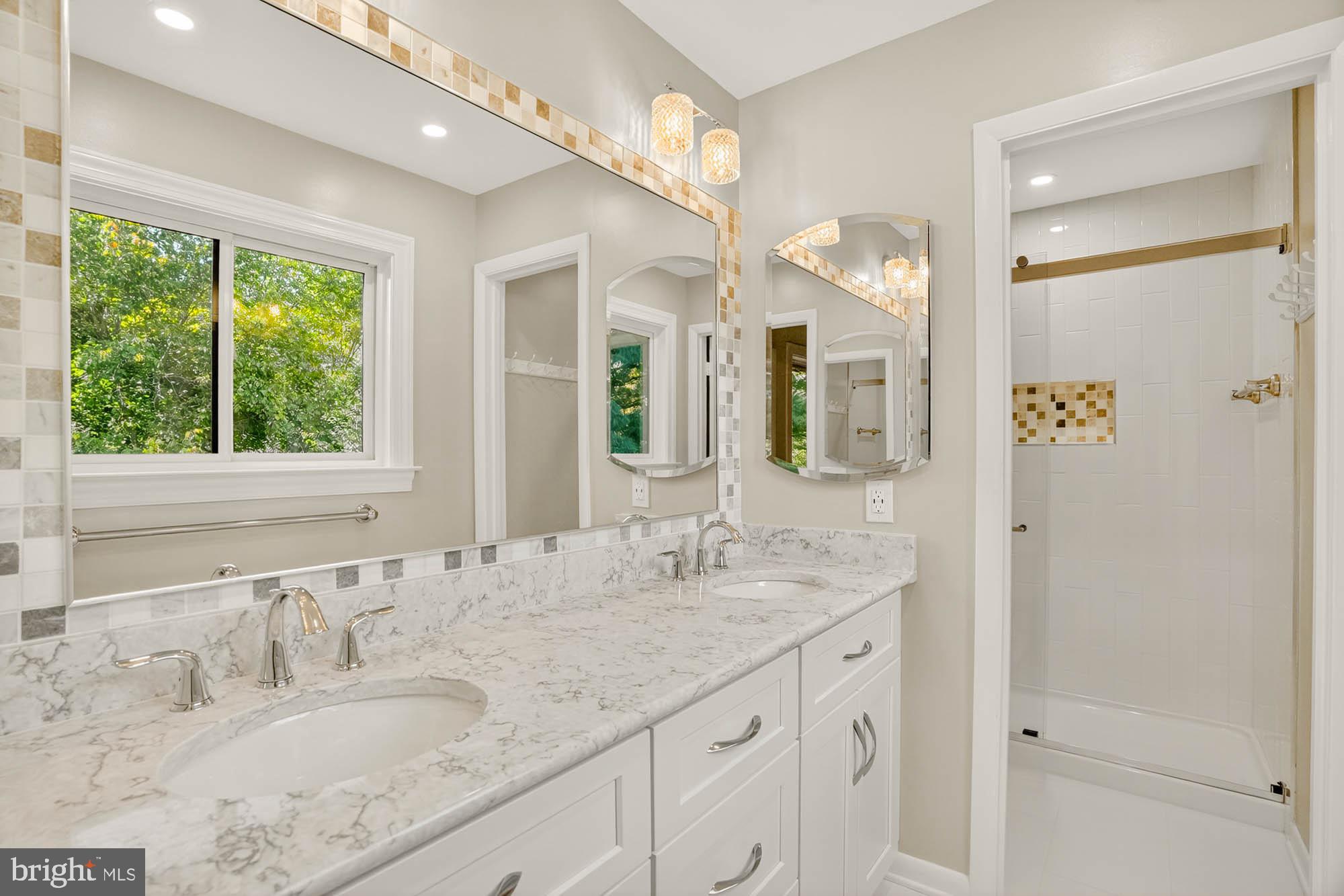 HICKORY RIDGE - Residential