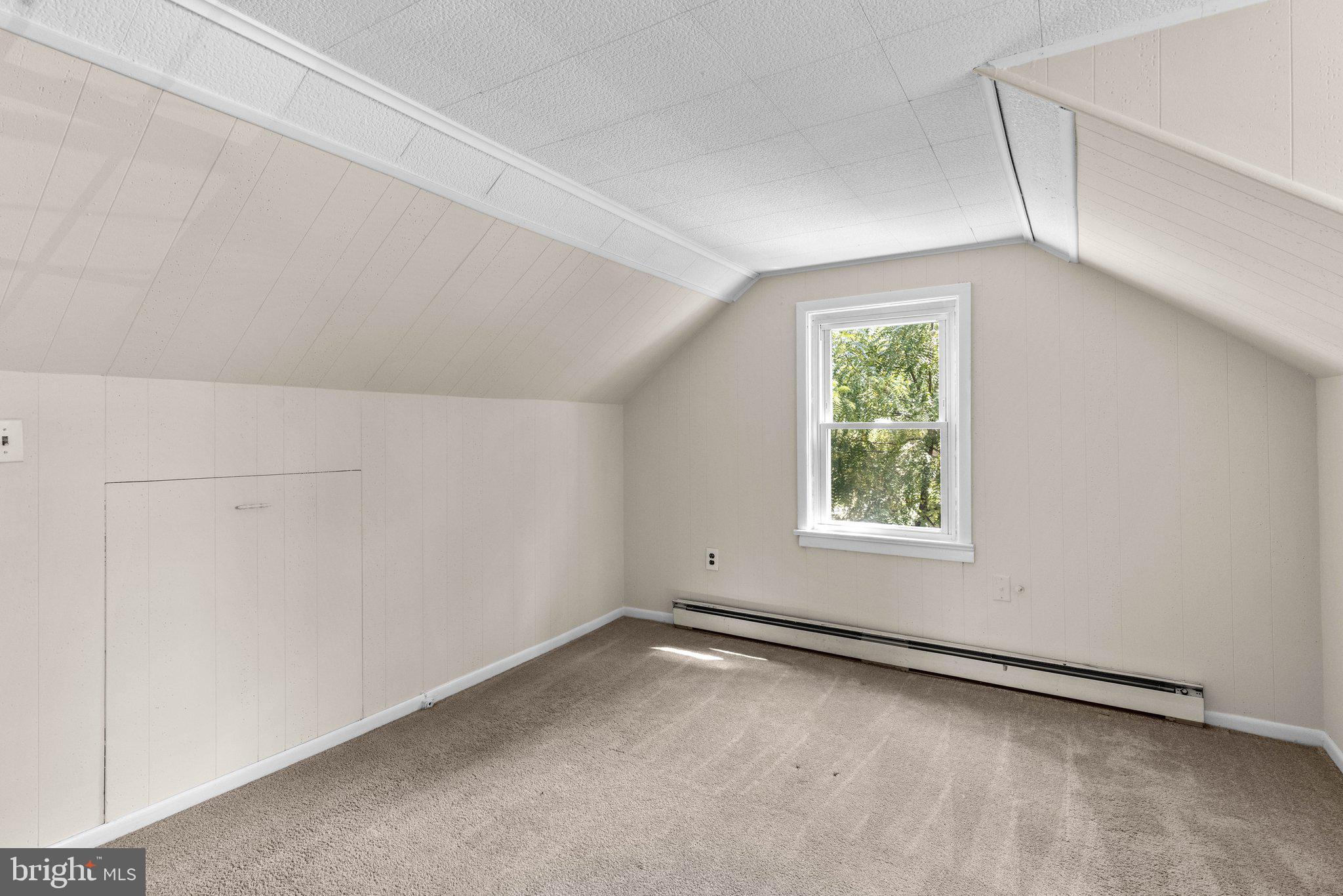 KENSINGTON - Residential Lease