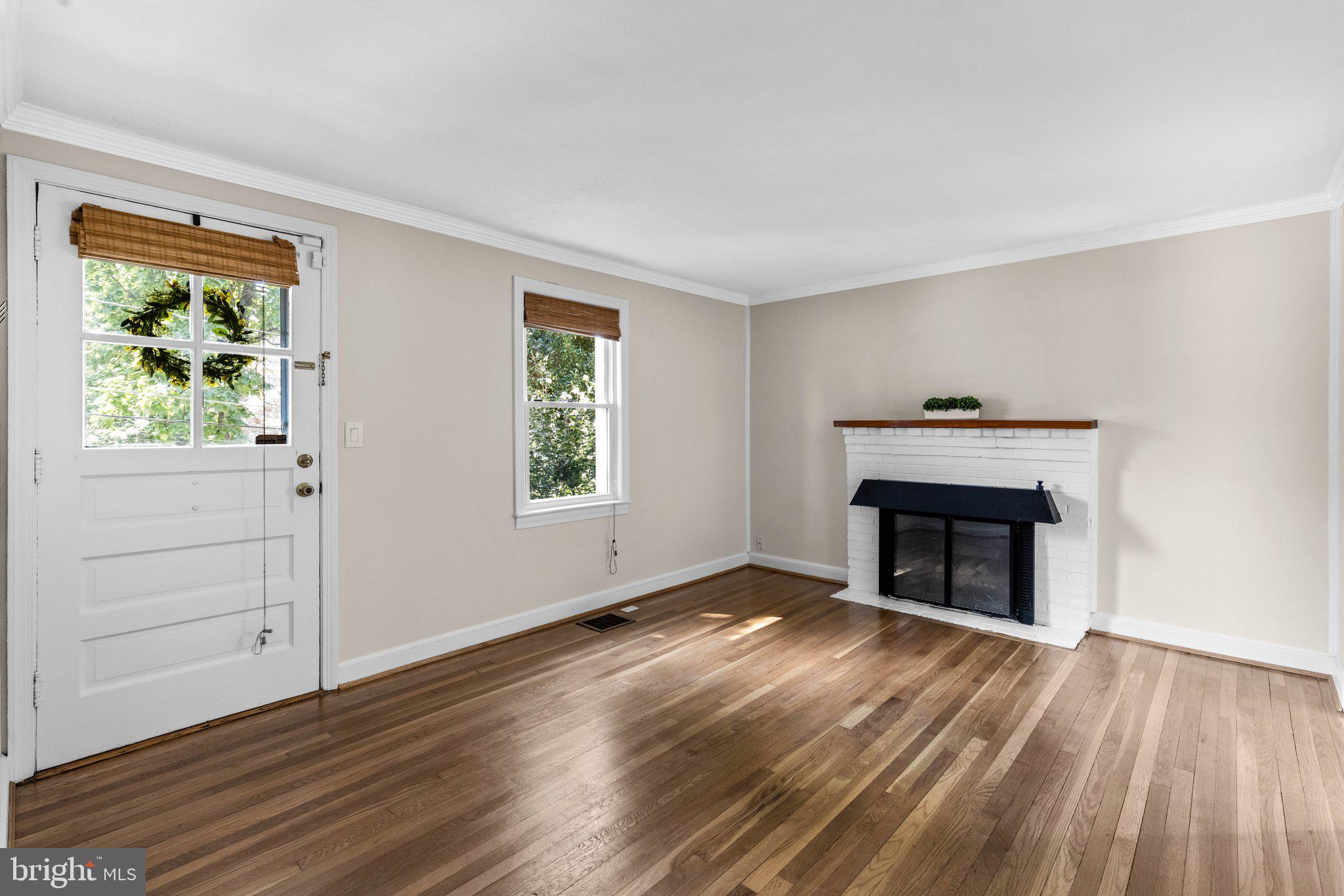 KENSINGTON - Residential Lease