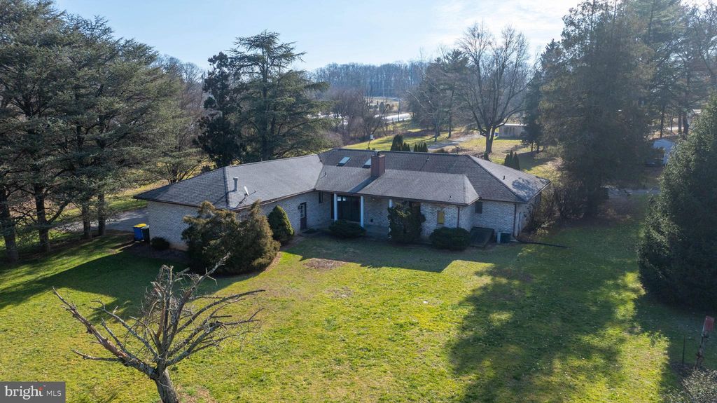 Photo of 2505 Joppa Road, YORK, PA 17403 (MLS # PAYK2092844)