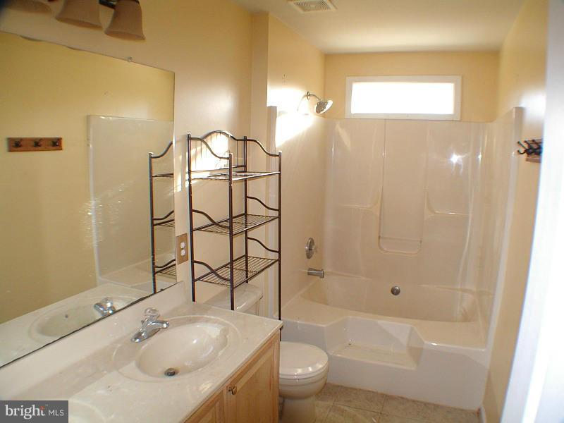 SHERWOOD FOREST - Residential