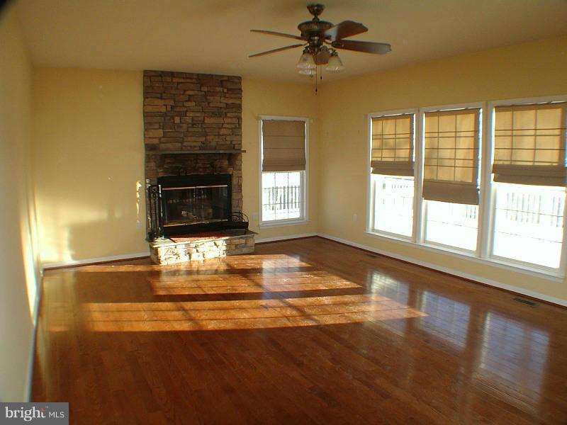 SHERWOOD FOREST - Residential