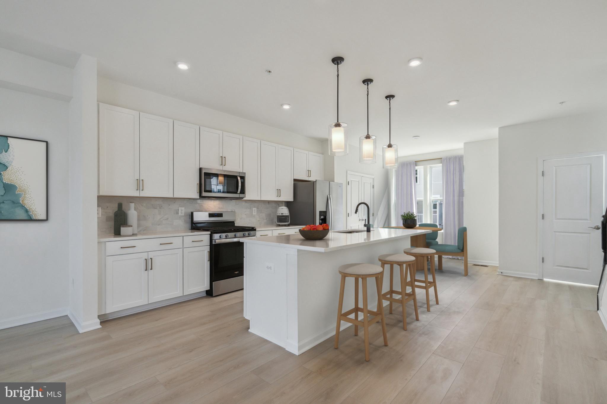 DEEP HARBOUR - Residential