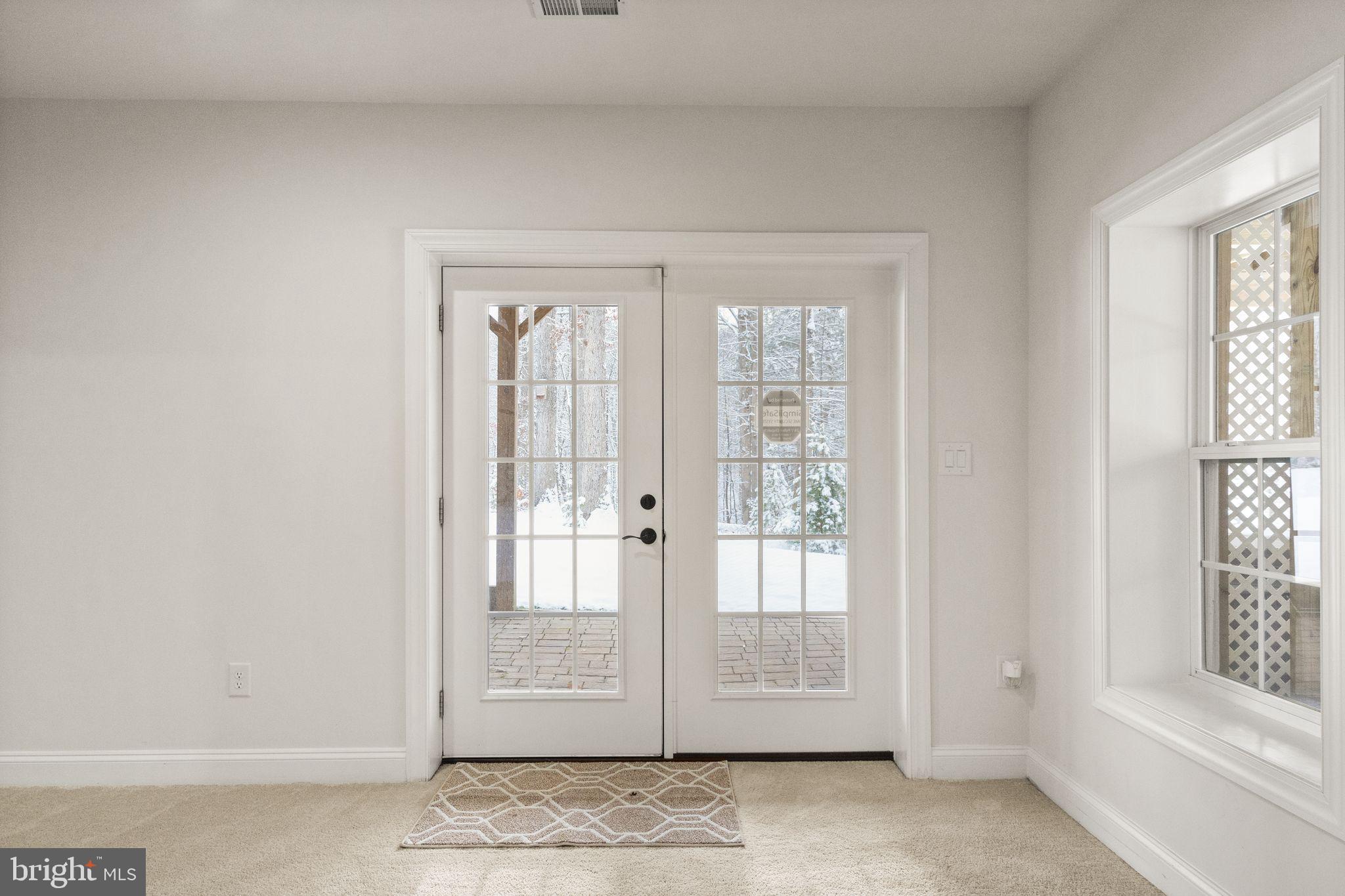 LAKE HILL ESTATES - Residential