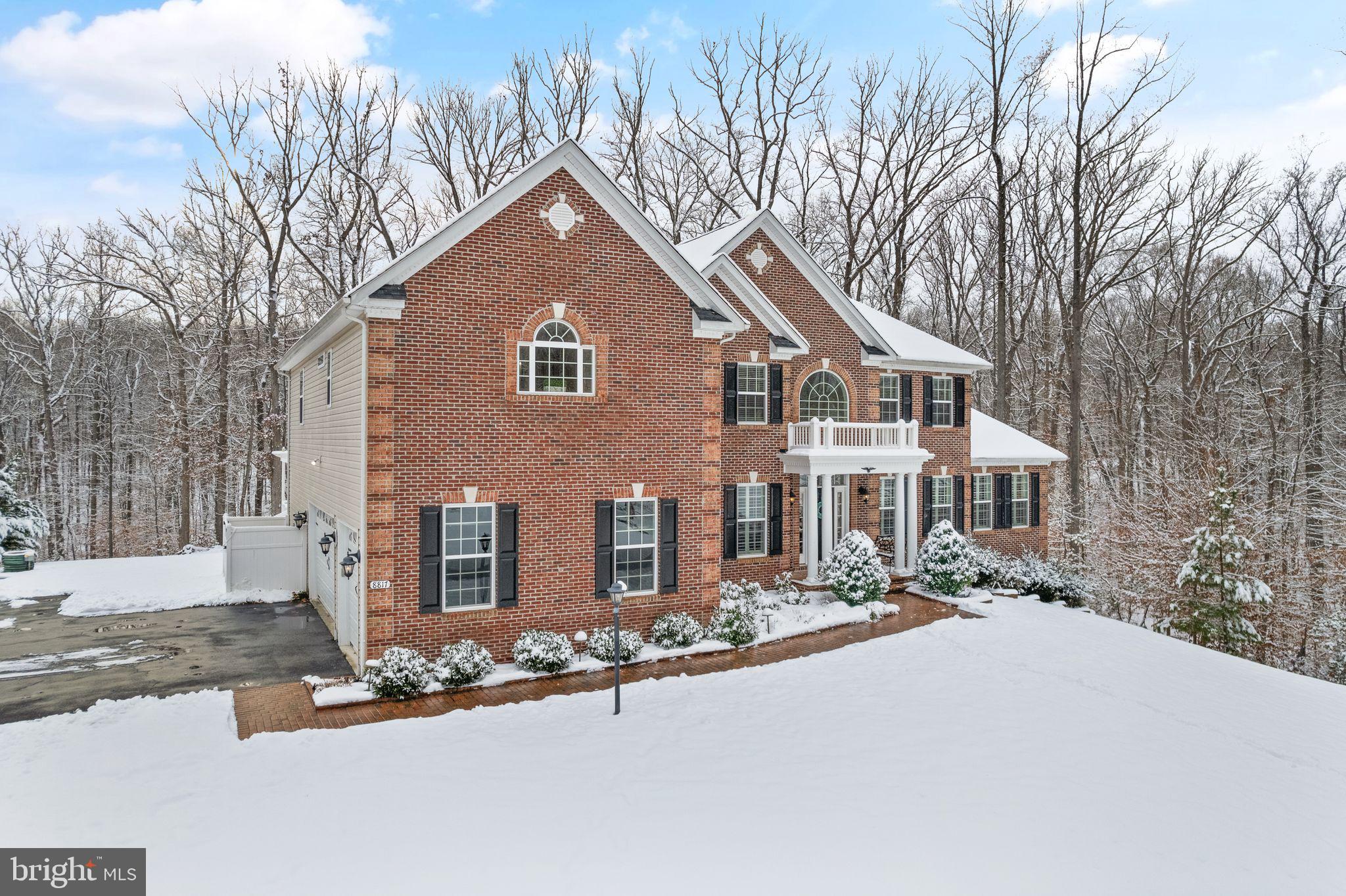 LAKE HILL ESTATES - Residential