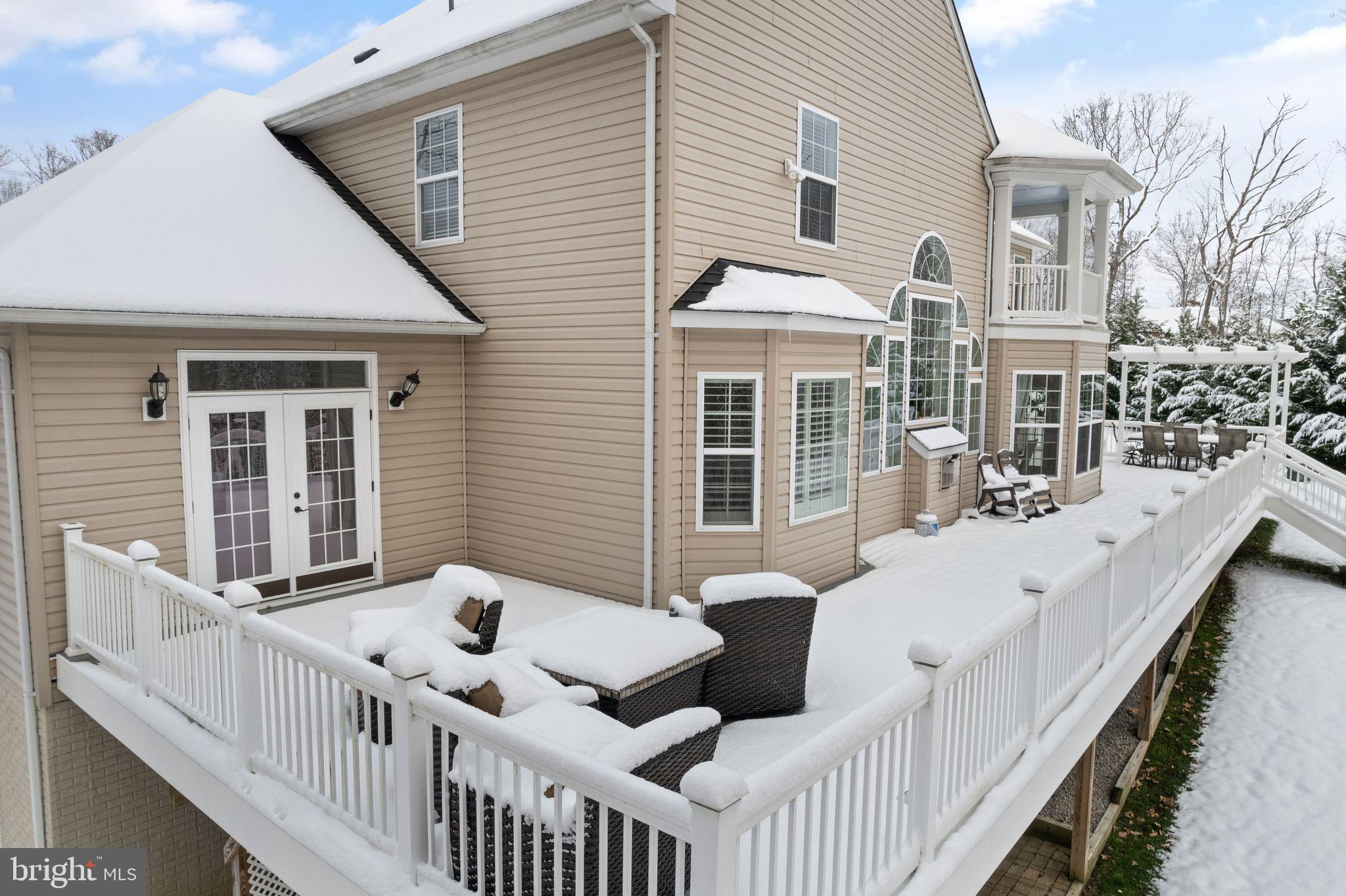 LAKE HILL ESTATES - Residential