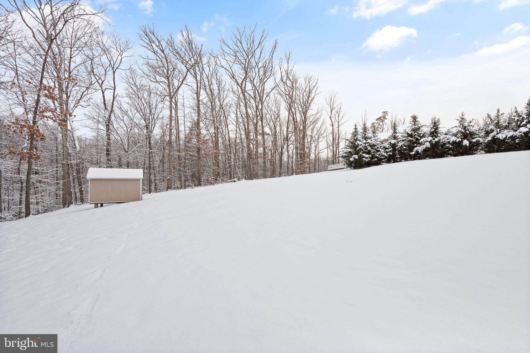 LAKE HILL ESTATES - Residential