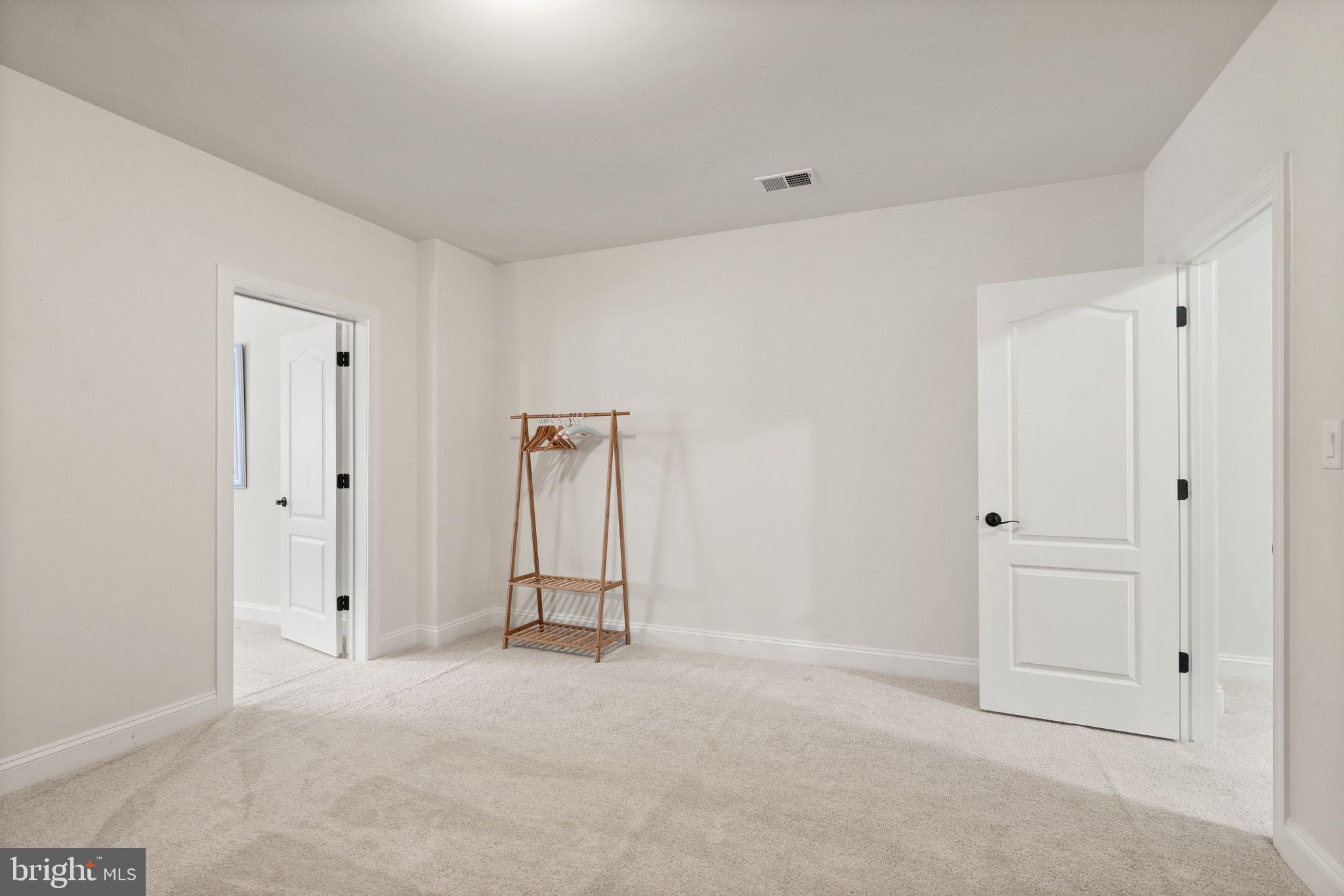 LAKE HILL ESTATES - Residential