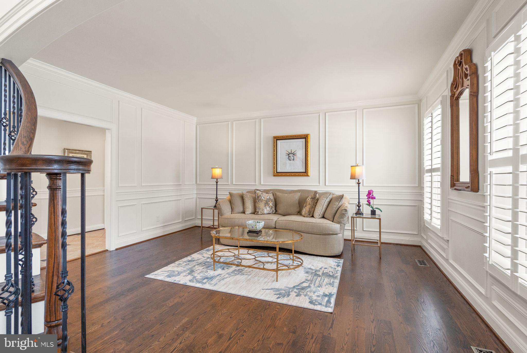 LAKE HILL ESTATES - Residential