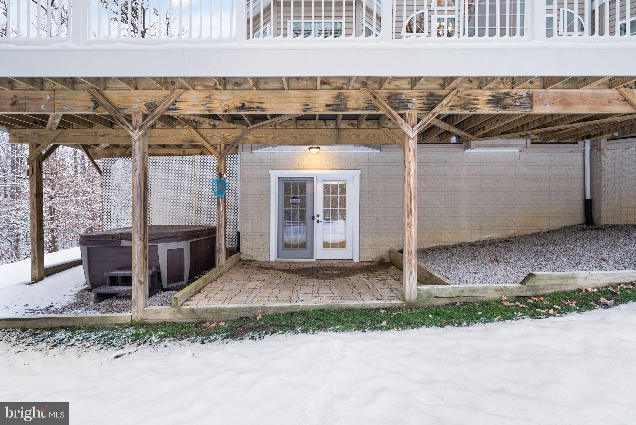 LAKE HILL ESTATES - Residential