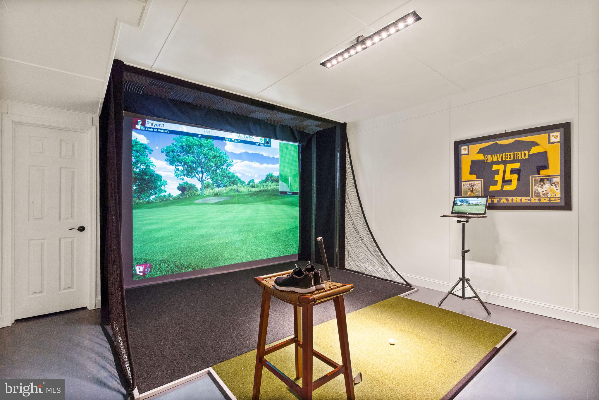 LAKE HILL ESTATES - Residential