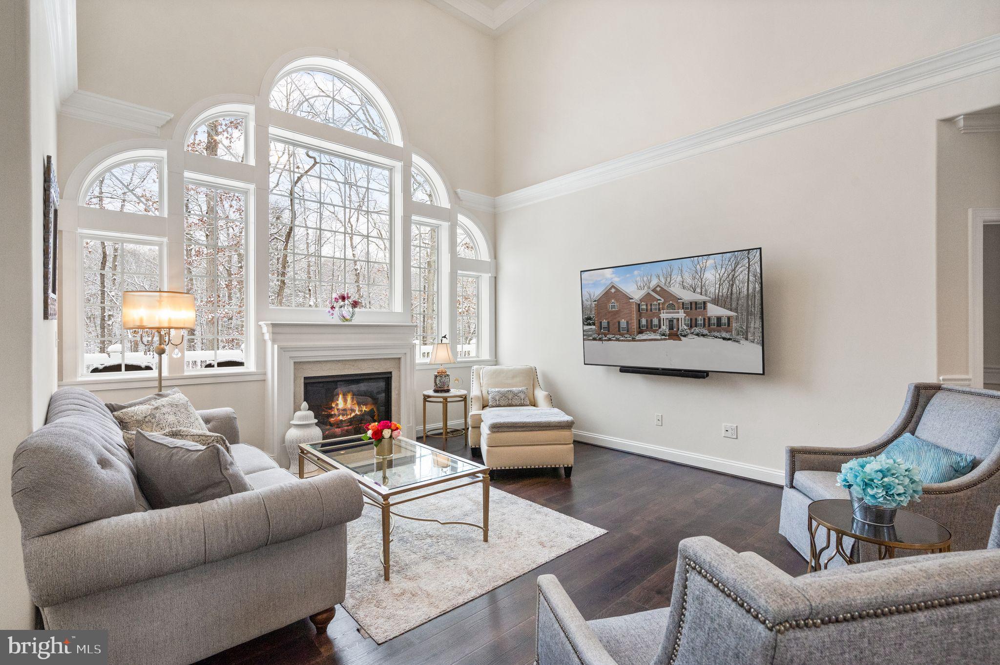 LAKE HILL ESTATES - Residential