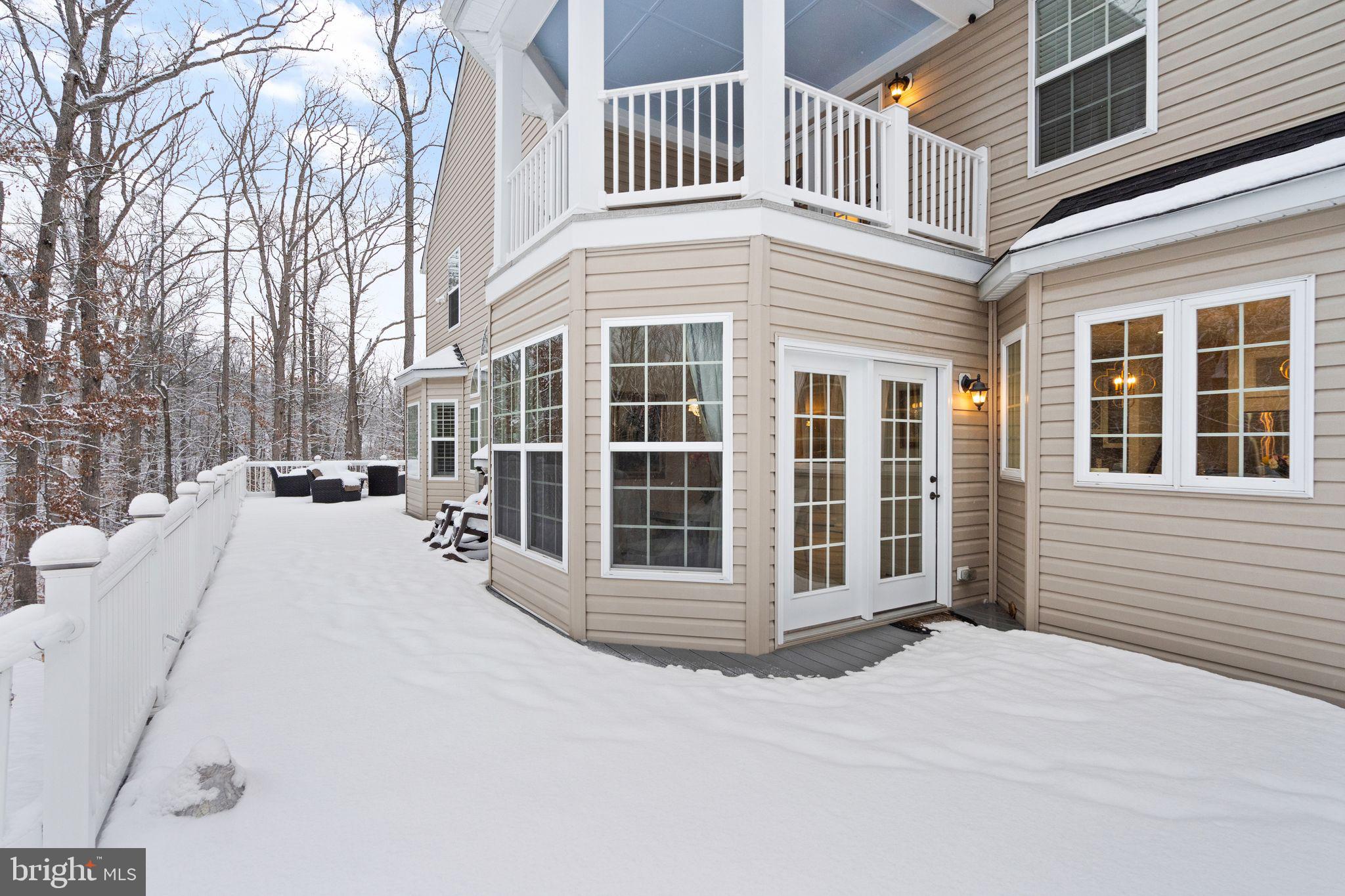 LAKE HILL ESTATES - Residential