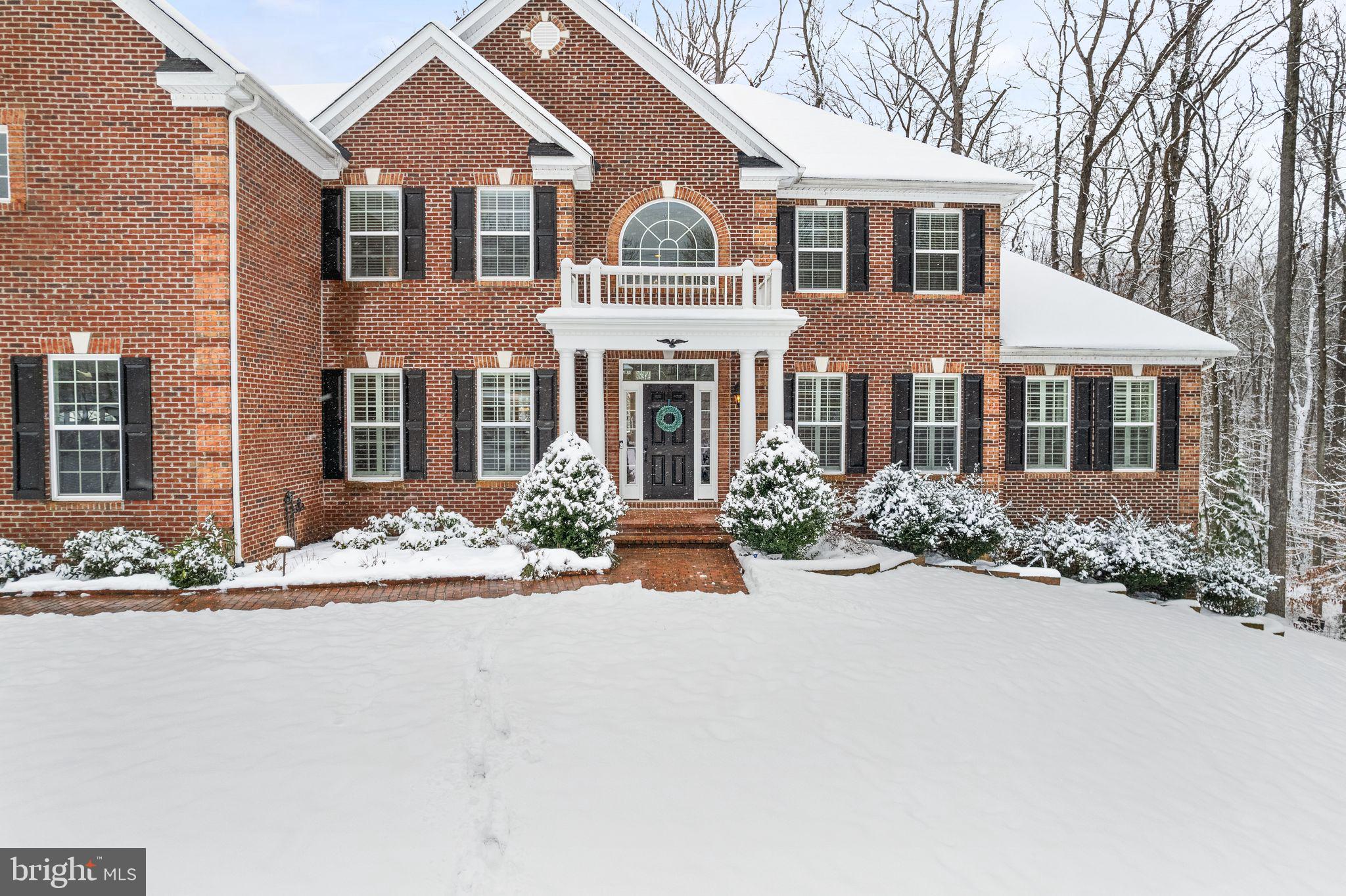 LAKE HILL ESTATES - Residential