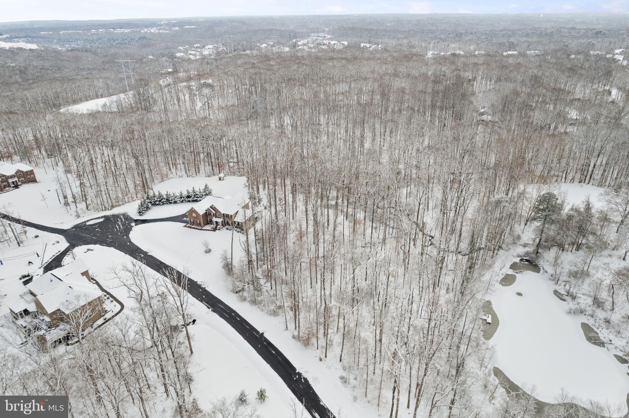 LAKE HILL ESTATES - Residential