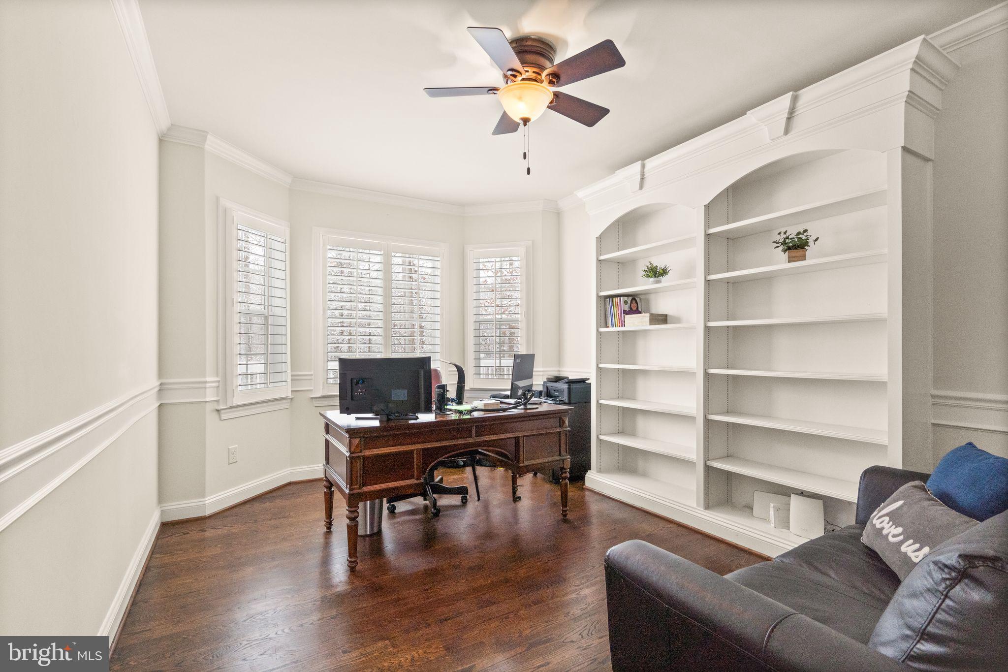 LAKE HILL ESTATES - Residential