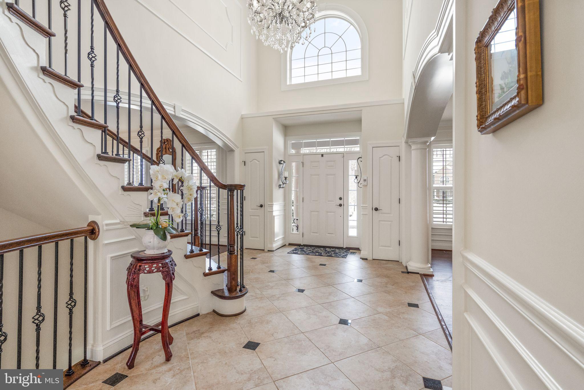 LAKE HILL ESTATES - Residential