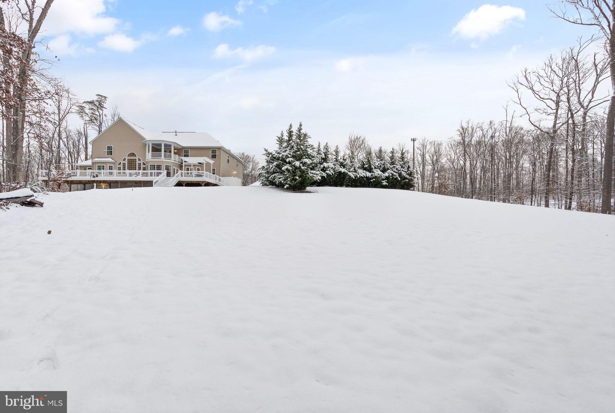 LAKE HILL ESTATES - Residential