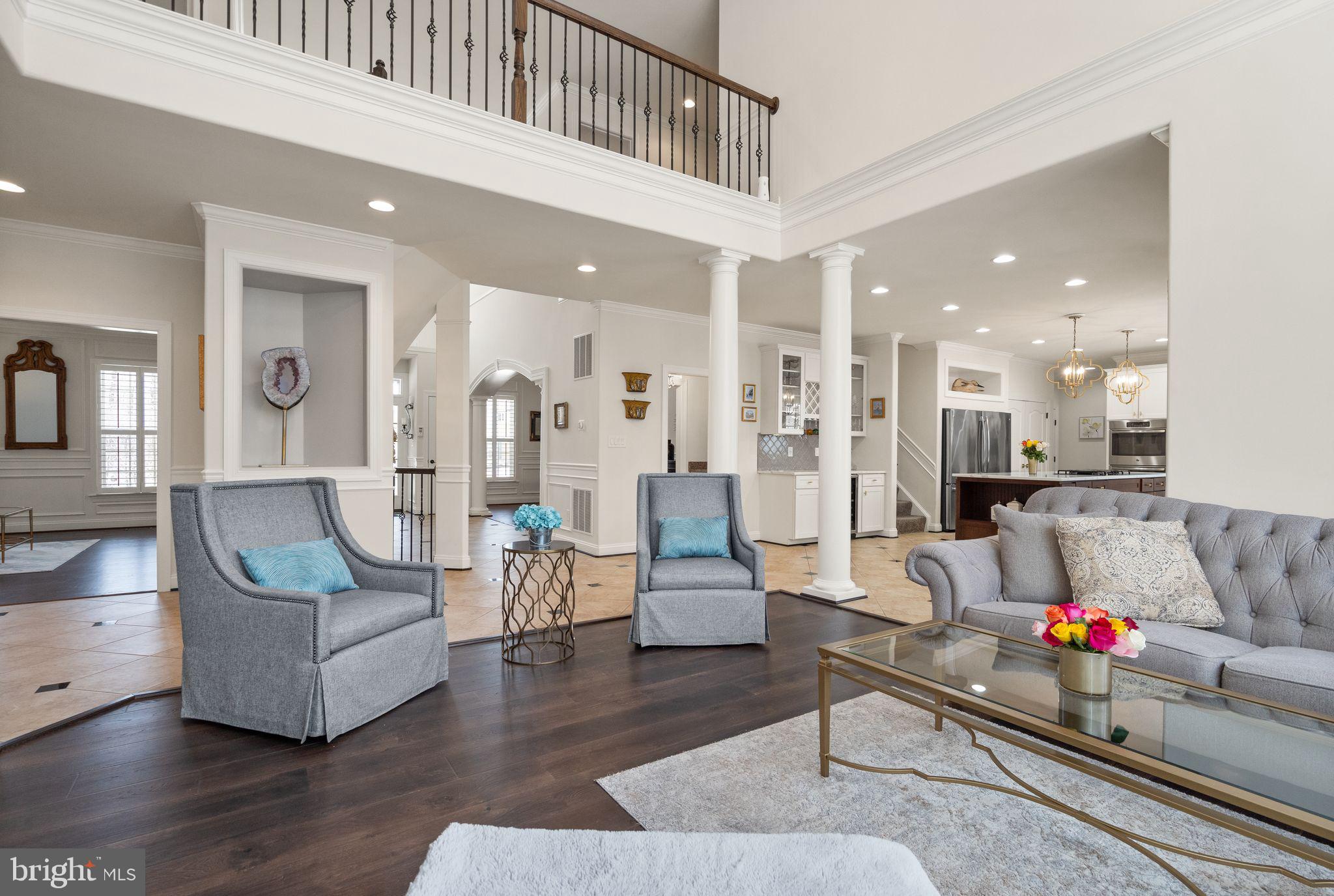 LAKE HILL ESTATES - Residential