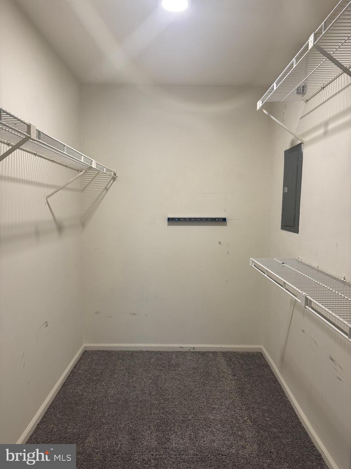 VILLAGE SHIRES - Residential Lease