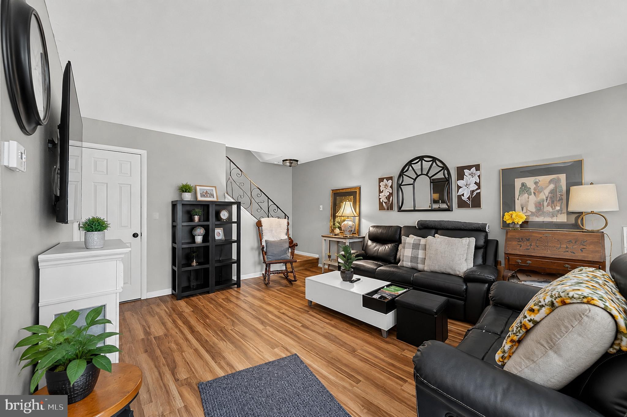1120 HARBOUR DRIVE